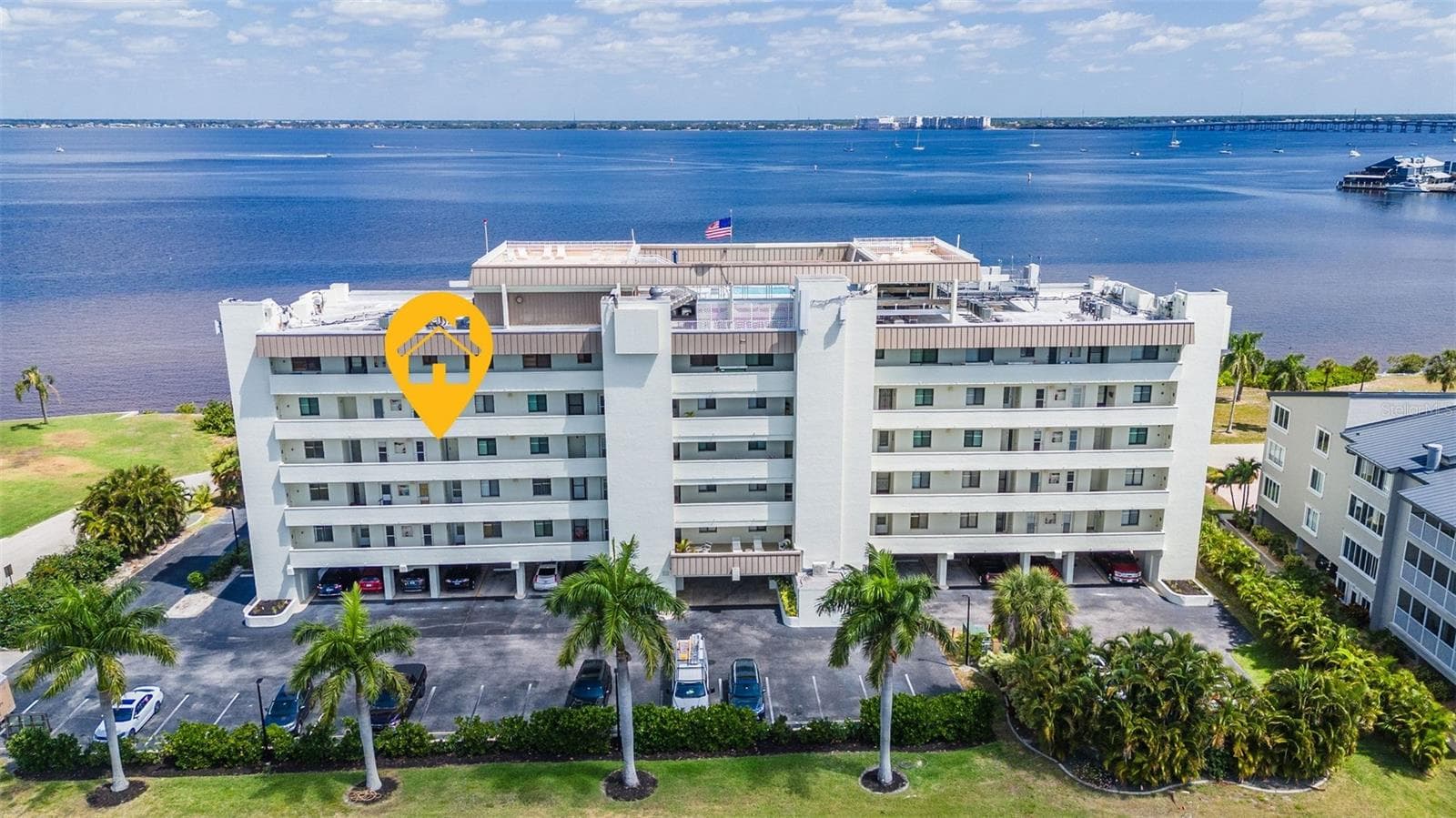 1500 PARK BEACH CIR #3B