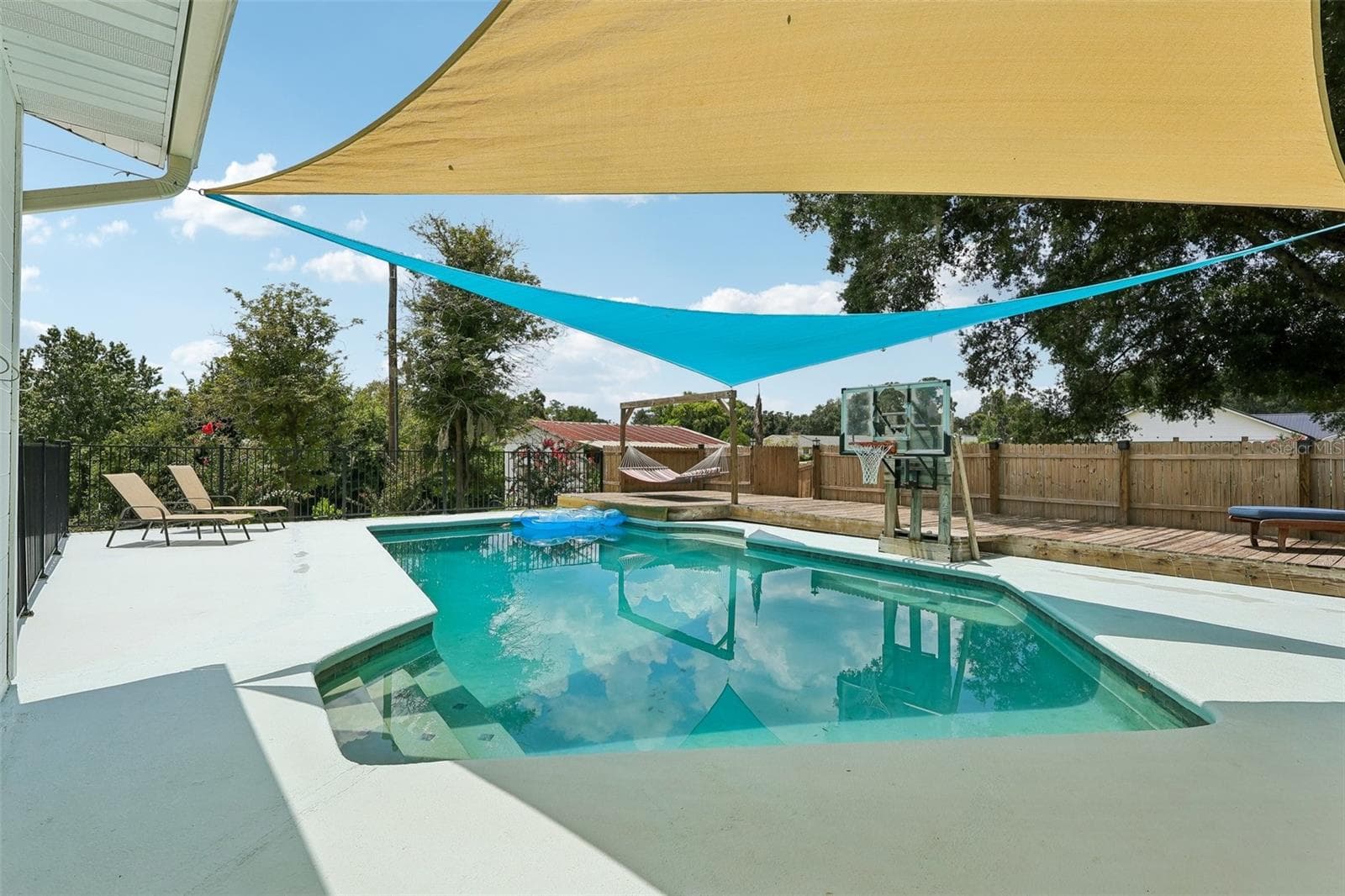 Single Family Residence at 8904 CLAYTON LN, LAKELAND, photo 27 of 42
