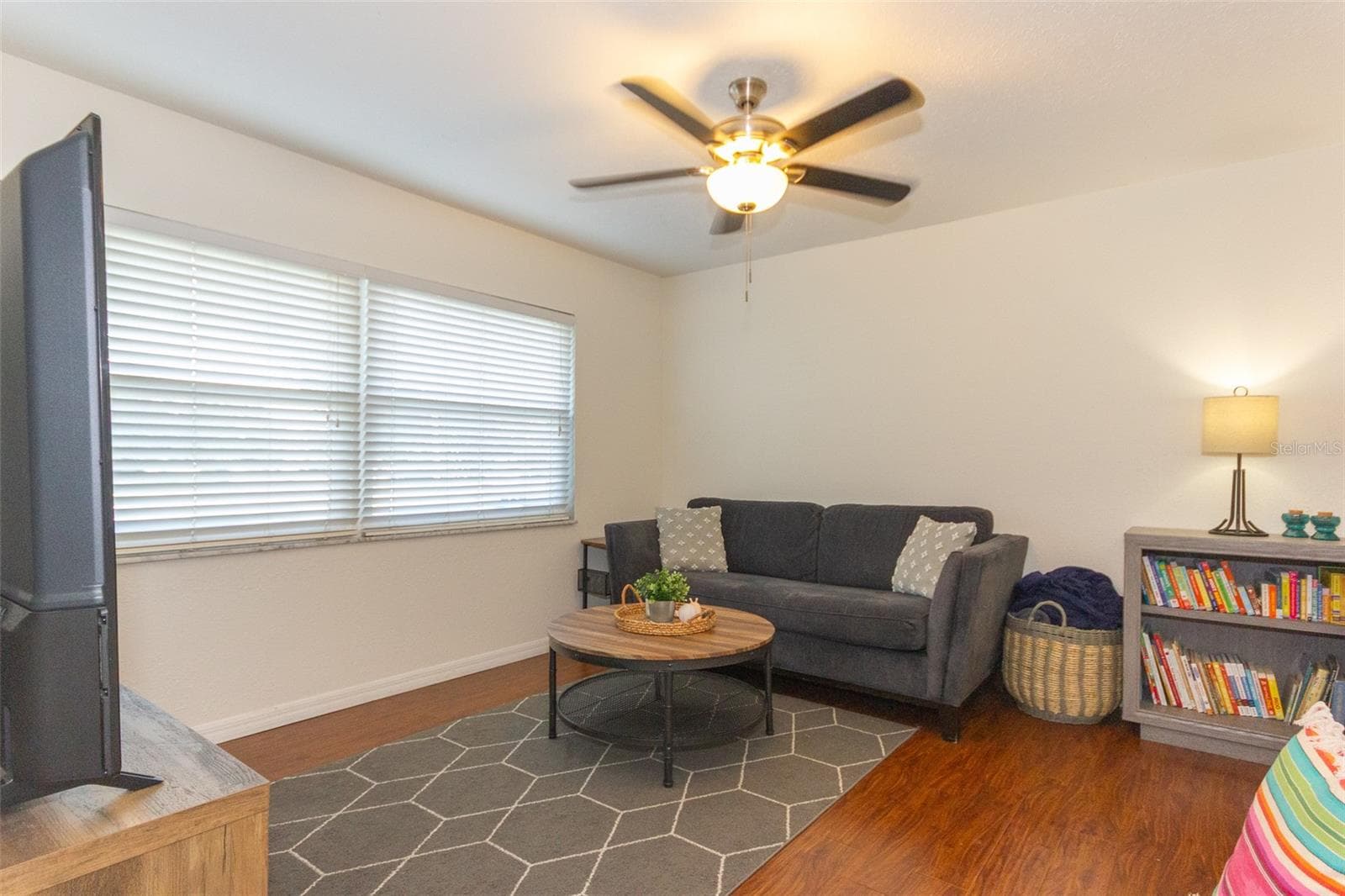 Front office/den/bedroom 5 - 12231 KELLY LN, THONOTOSASSA