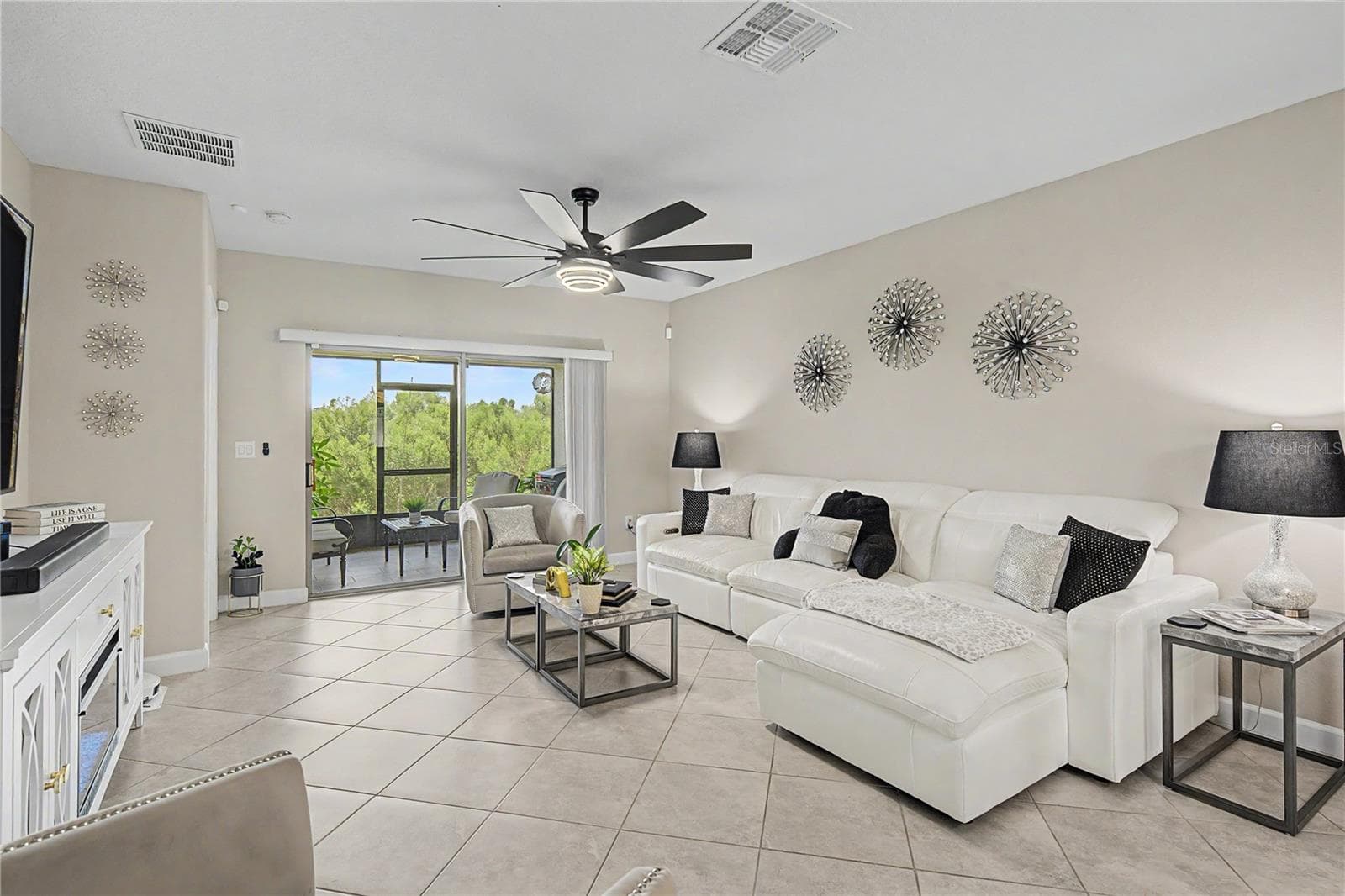 Great room with a view! - 10228 ECHO DOCK LOOP, SAN ANTONIO