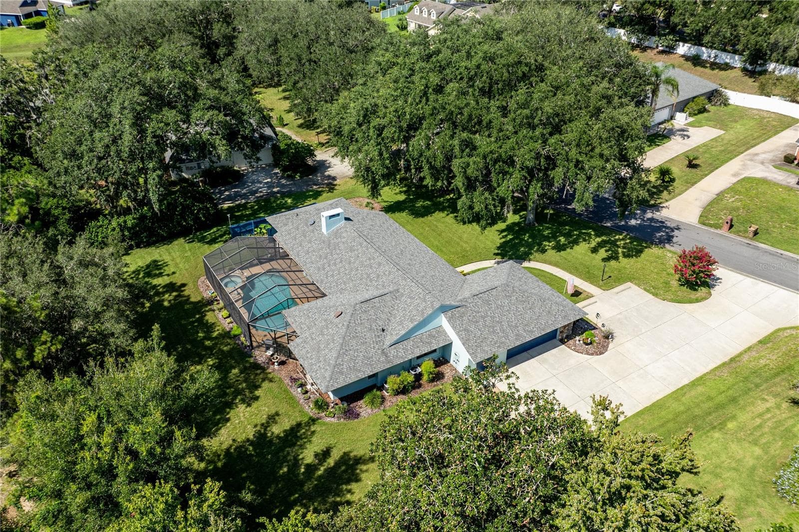 Single Family Residence at 33816 SPRING DR, LEESBURG, photo 2 of 62