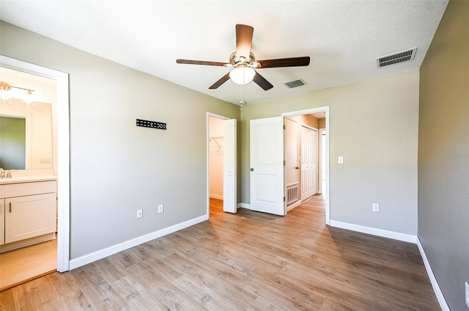 Primary Bedroom - 6130 FAIRMONT LN, PALMETTO