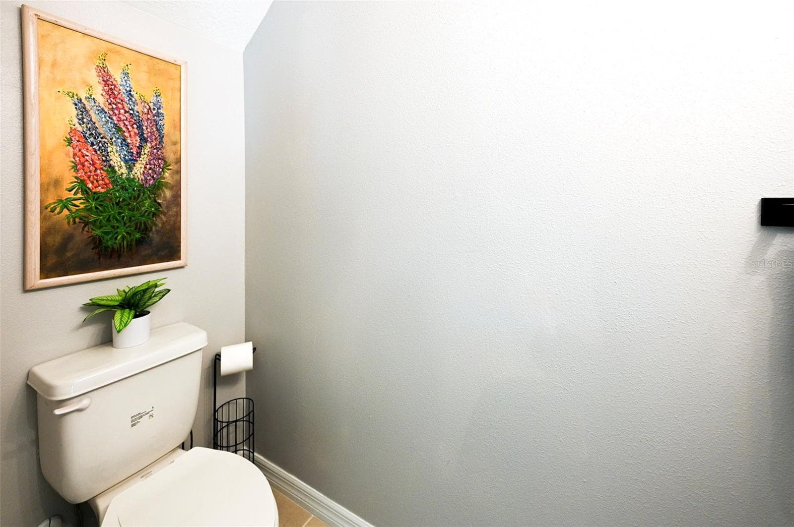 Powder Bathroom - 6130 FAIRMONT LN, PALMETTO