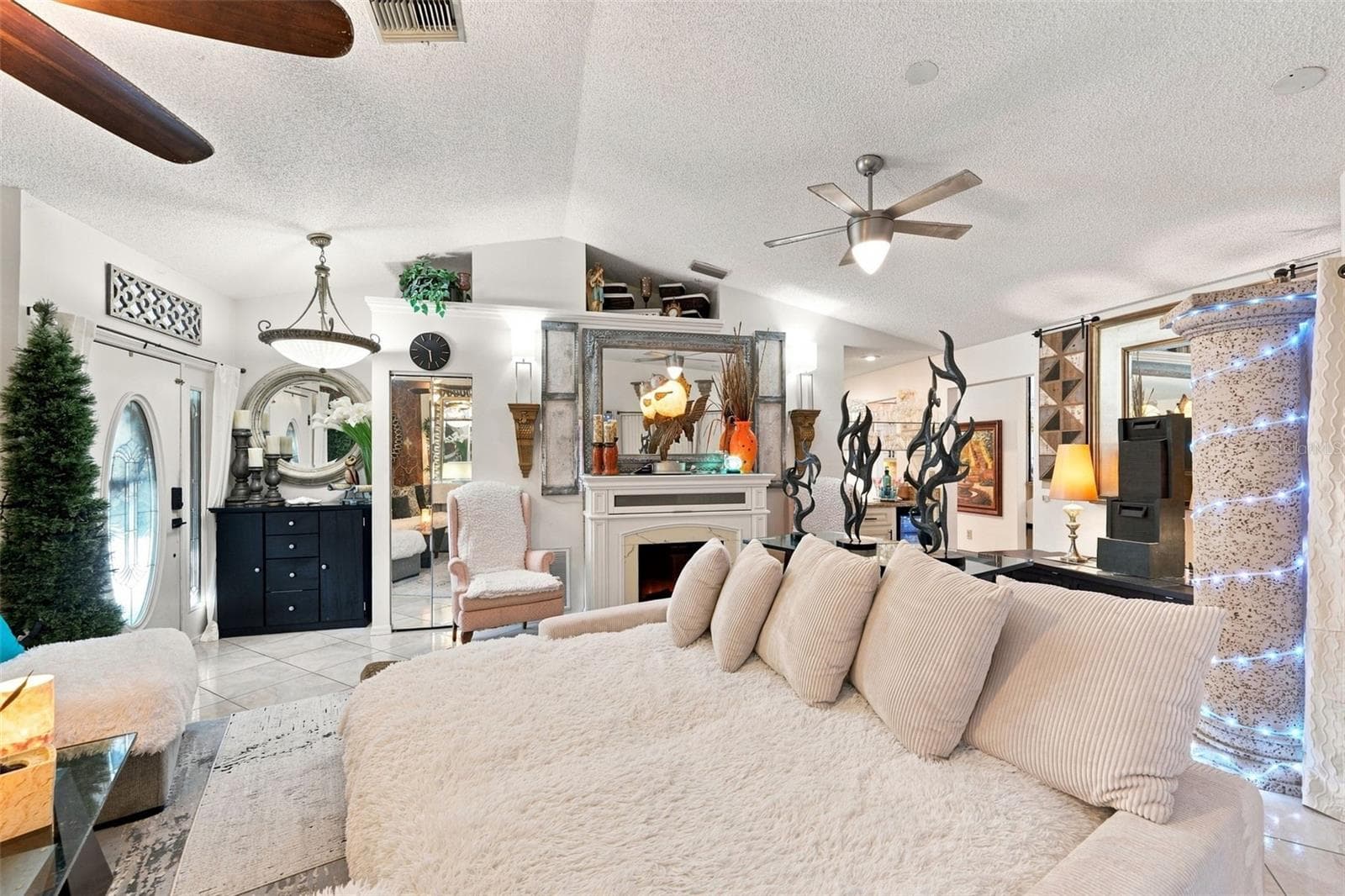 Single Family Residence at 8136 GOLF CLUB CT, HUDSON, photo 14 of 100