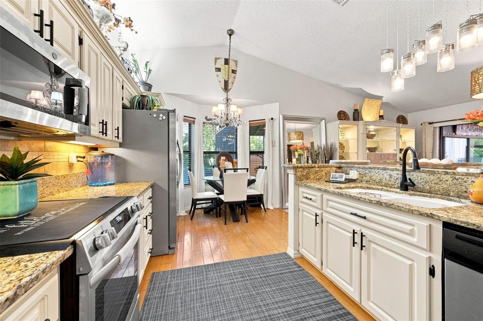 Single Family Residence at 8136 GOLF CLUB CT, HUDSON, photo 17 of 100