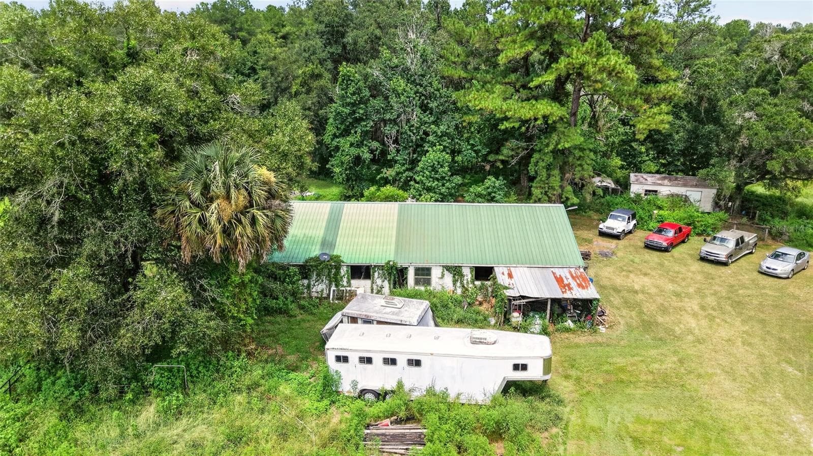 Manufactured Home at 10195 NW 160TH ST, REDDICK, photo 13 of 30