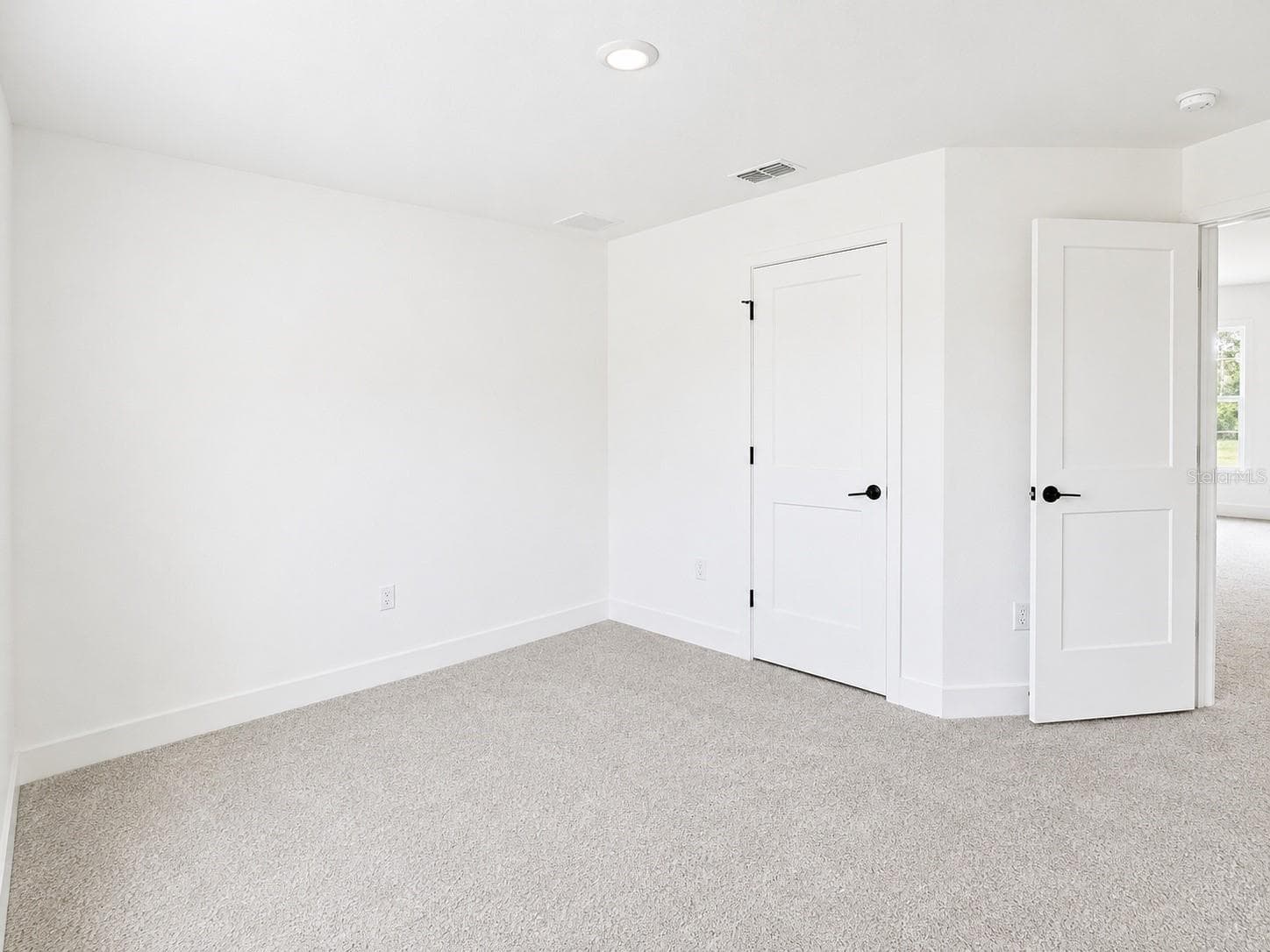 Single Family Residence at 1684 ANN ROSE WAY, LEESBURG, photo 7 of 23