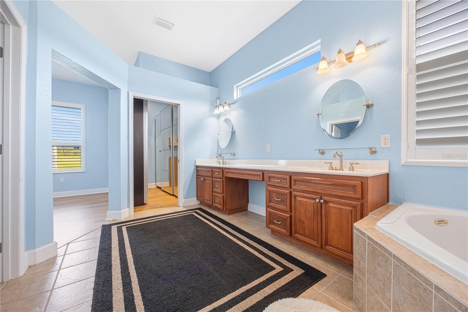 Primary Bathroom - 254 SW NIGHTSHADE DR, LAKE CITY