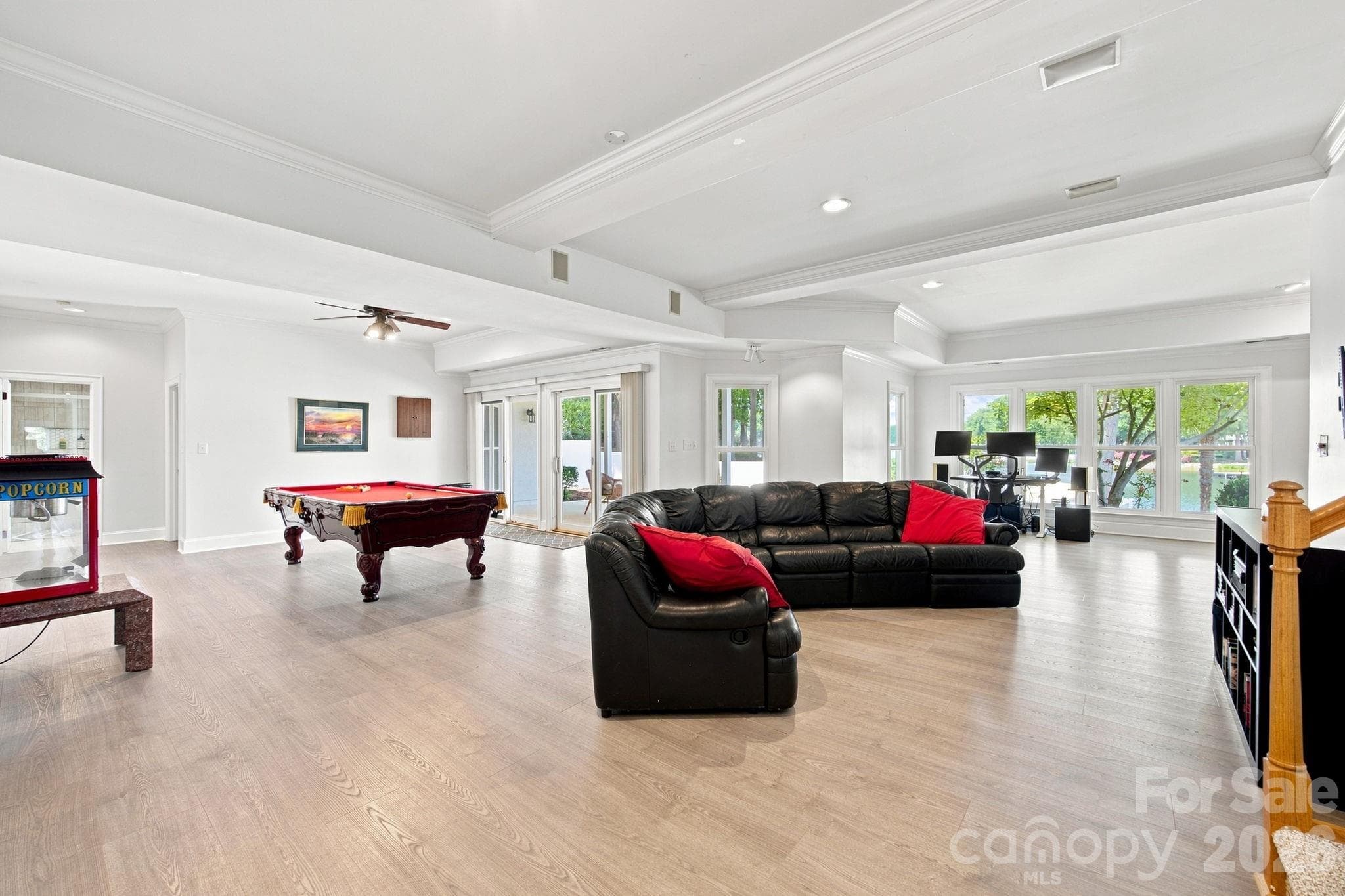 Single Family Residence at 19318 Mary Ardrey Circle, Cornelius, photo 27 of 39
