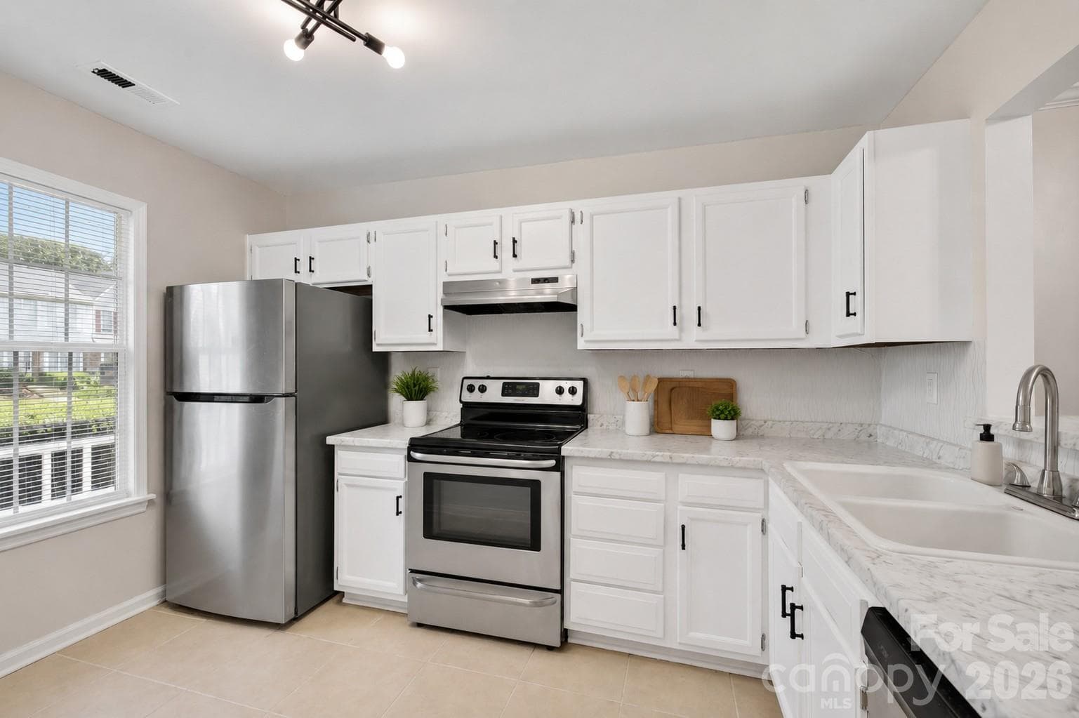 AI enhanced - 6216 Windsor Gate Lane, Charlotte