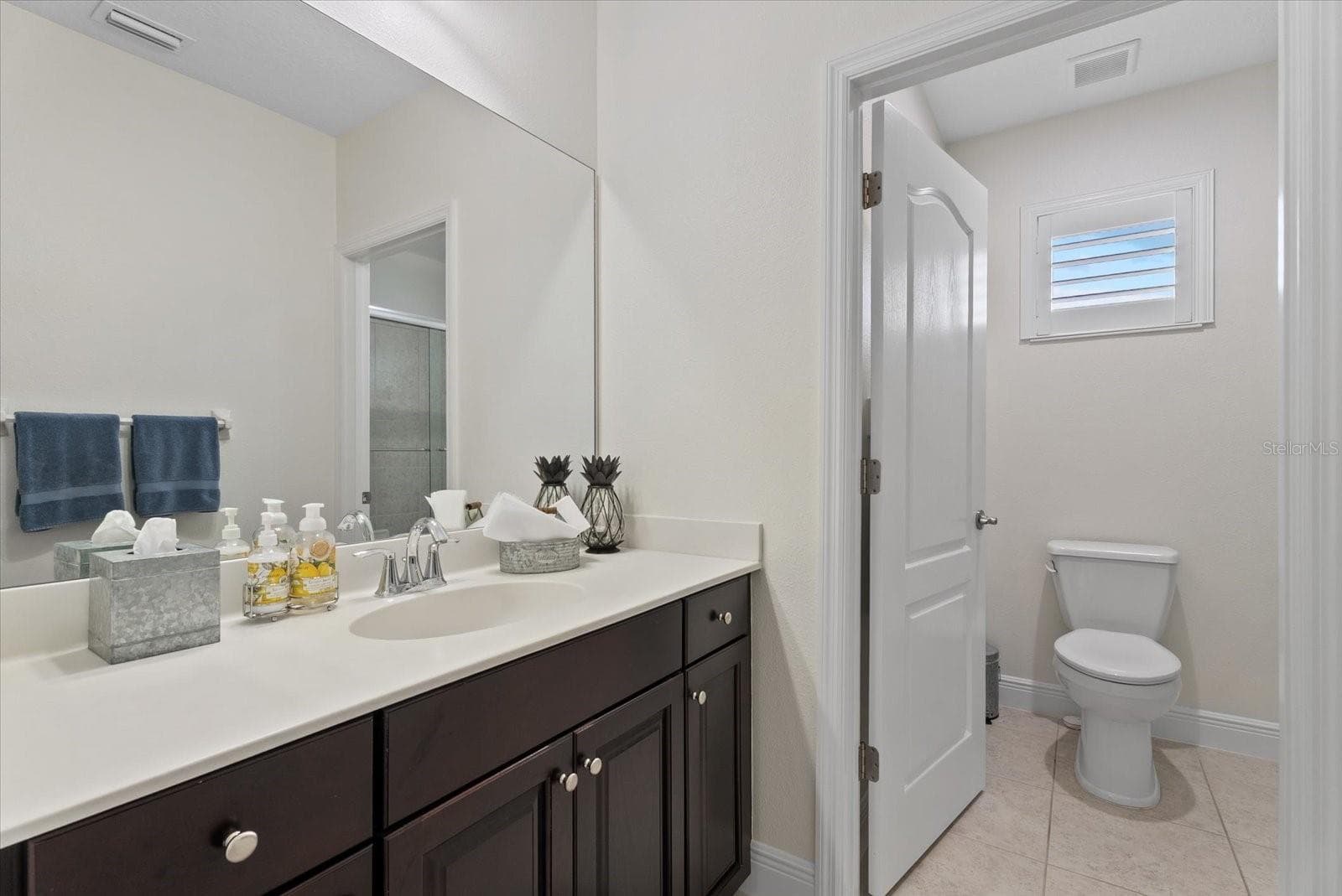 Single Family Residence at 4522 CEDAR BRUSH TER, SARASOTA, photo 32 of 57