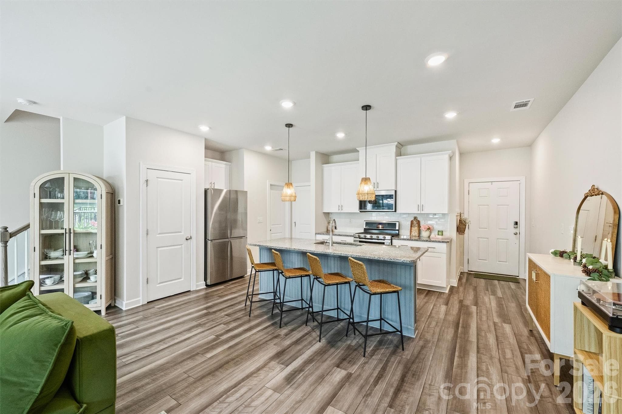 Townhouse at 2513 Greenmarket Drive, Charlotte, photo 7 of 48