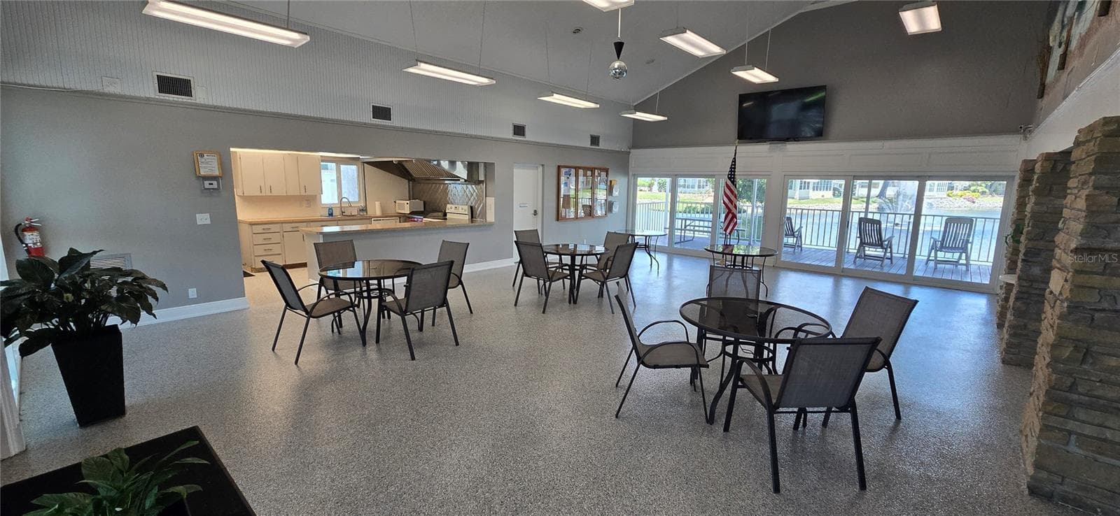Manufactured Home at 7777 46TH AVE N #54, ST PETERSBURG, photo 50 of 55