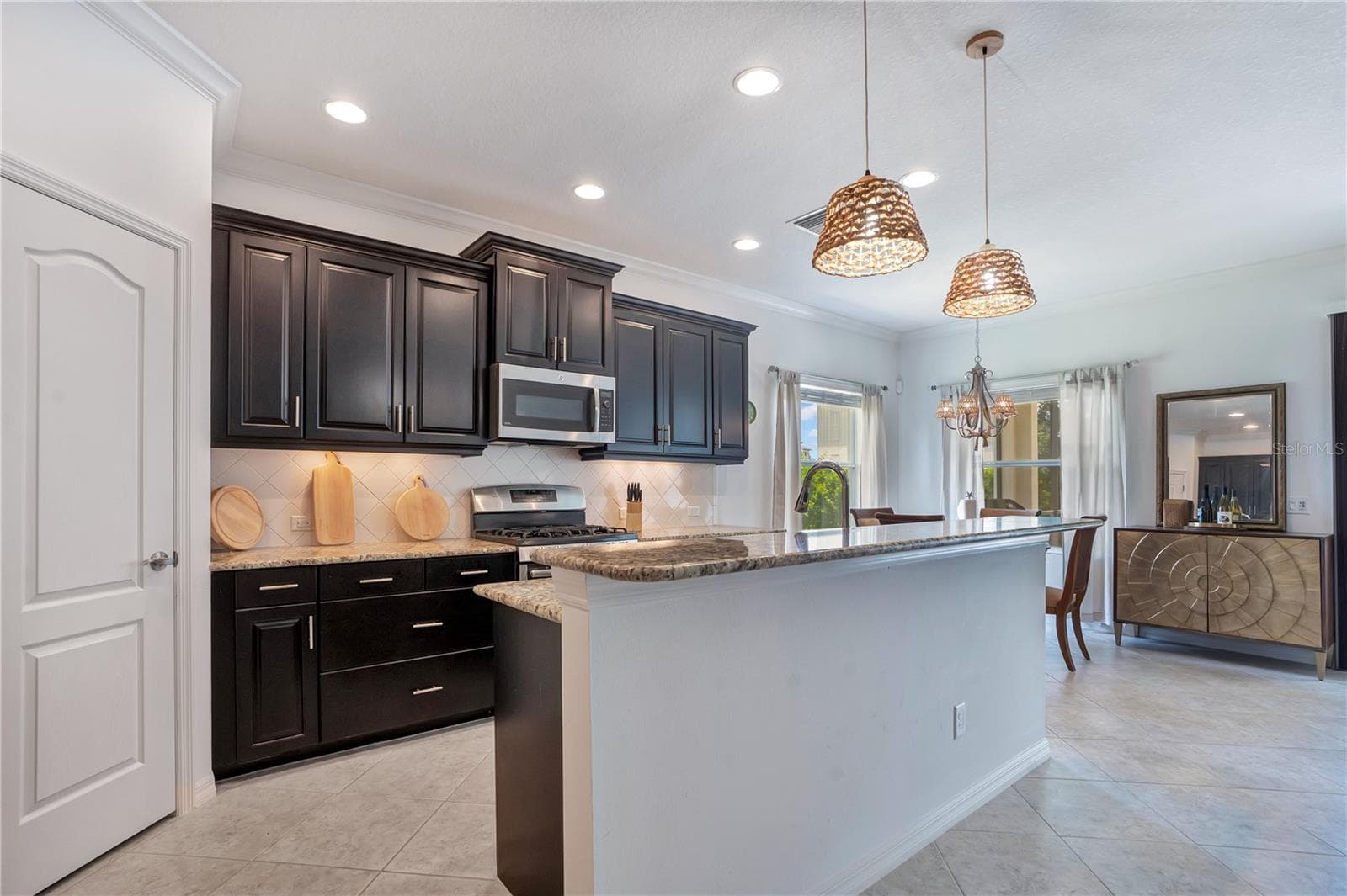 Single Family Residence at 12225 WHISPER LAKE DR, BRADENTON, photo 3 of 44