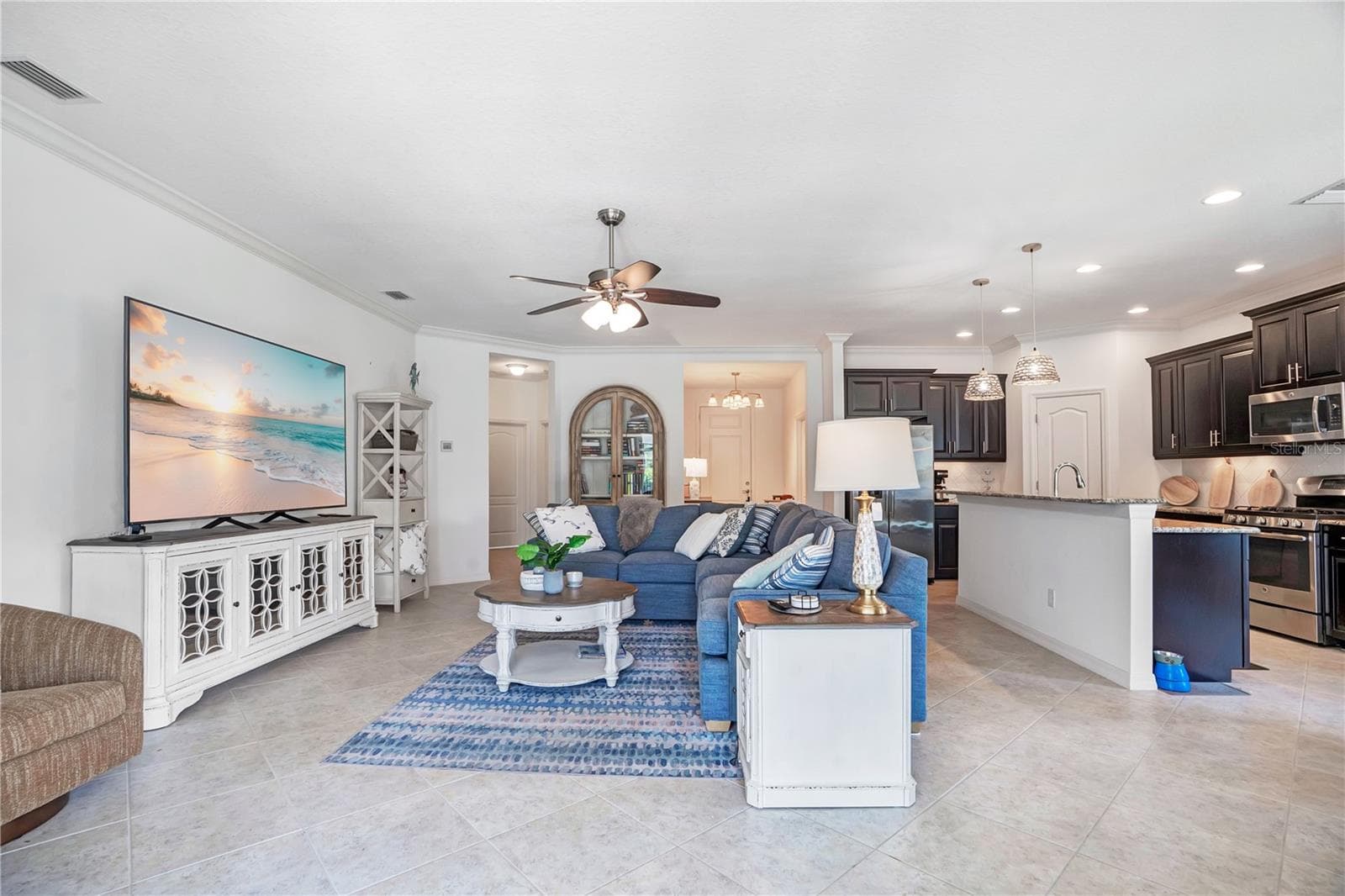 Single Family Residence at 12225 WHISPER LAKE DR, BRADENTON, photo 11 of 44