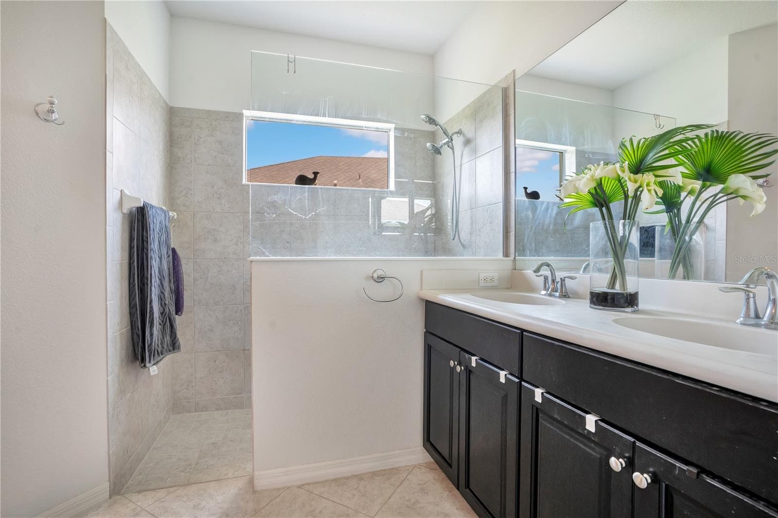 Single Family Residence at 12225 WHISPER LAKE DR, BRADENTON, photo 15 of 44