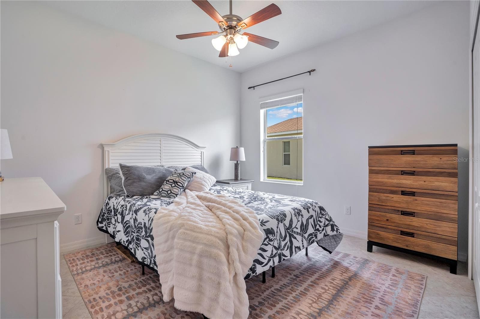 Single Family Residence at 12225 WHISPER LAKE DR, BRADENTON, photo 16 of 44
