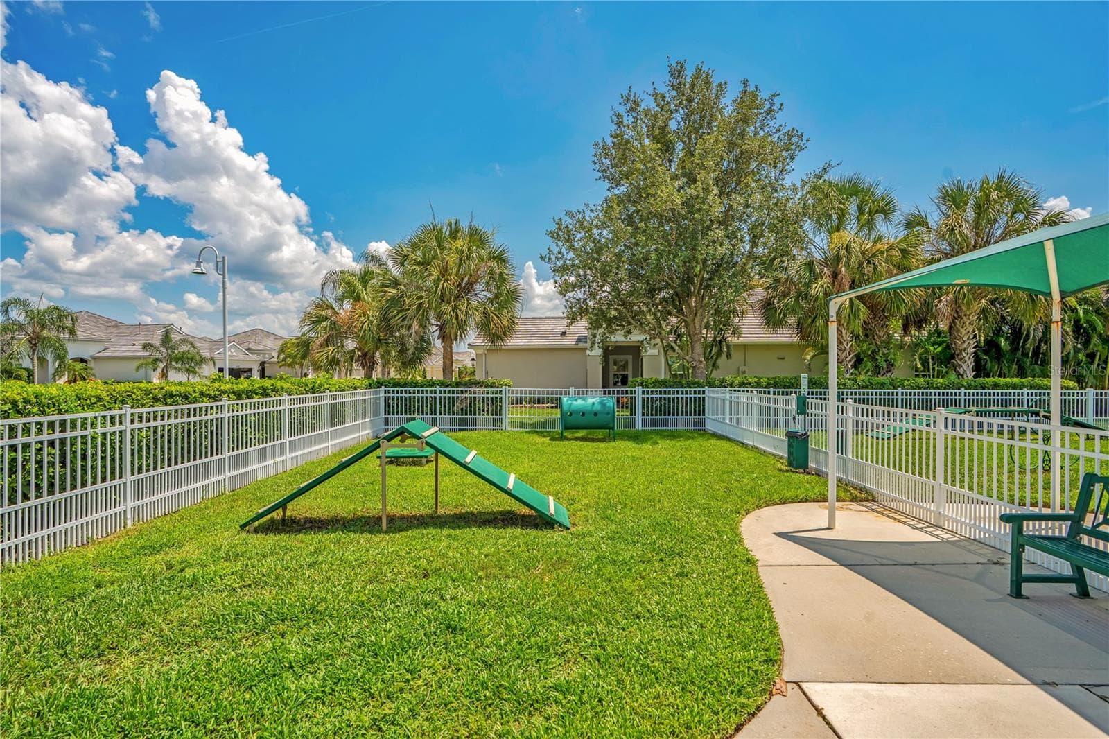 Single Family Residence at 12225 WHISPER LAKE DR, BRADENTON, photo 39 of 44