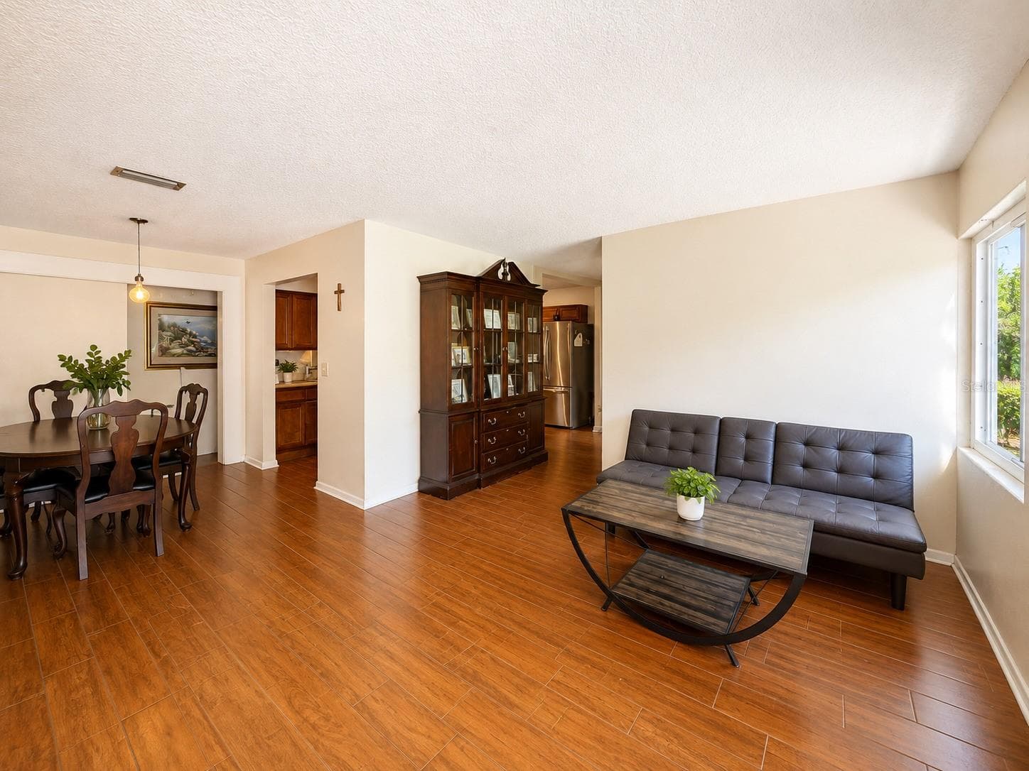 Single Family Residence at 934 HILLWOOD DR, DUNEDIN, photo 4 of 33
