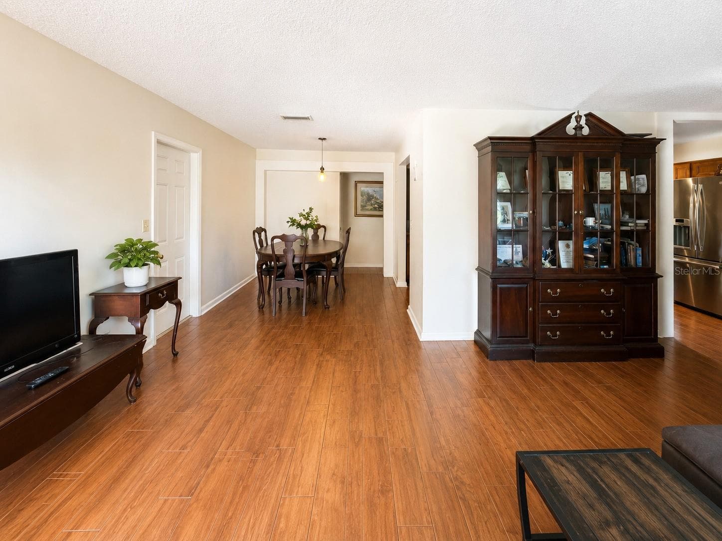 Single Family Residence at 934 HILLWOOD DR, DUNEDIN, photo 9 of 33