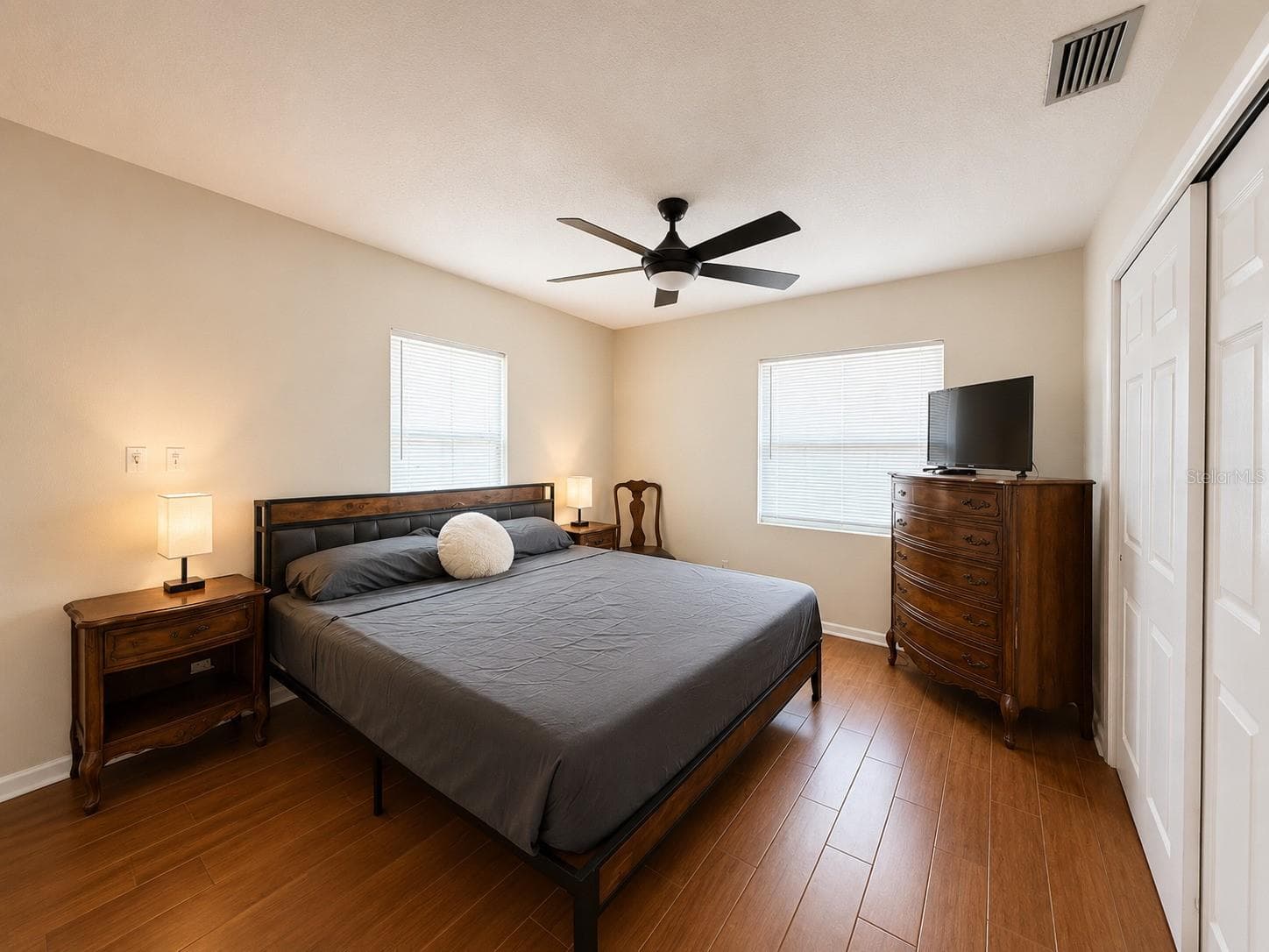 Single Family Residence at 934 HILLWOOD DR, DUNEDIN, photo 17 of 33