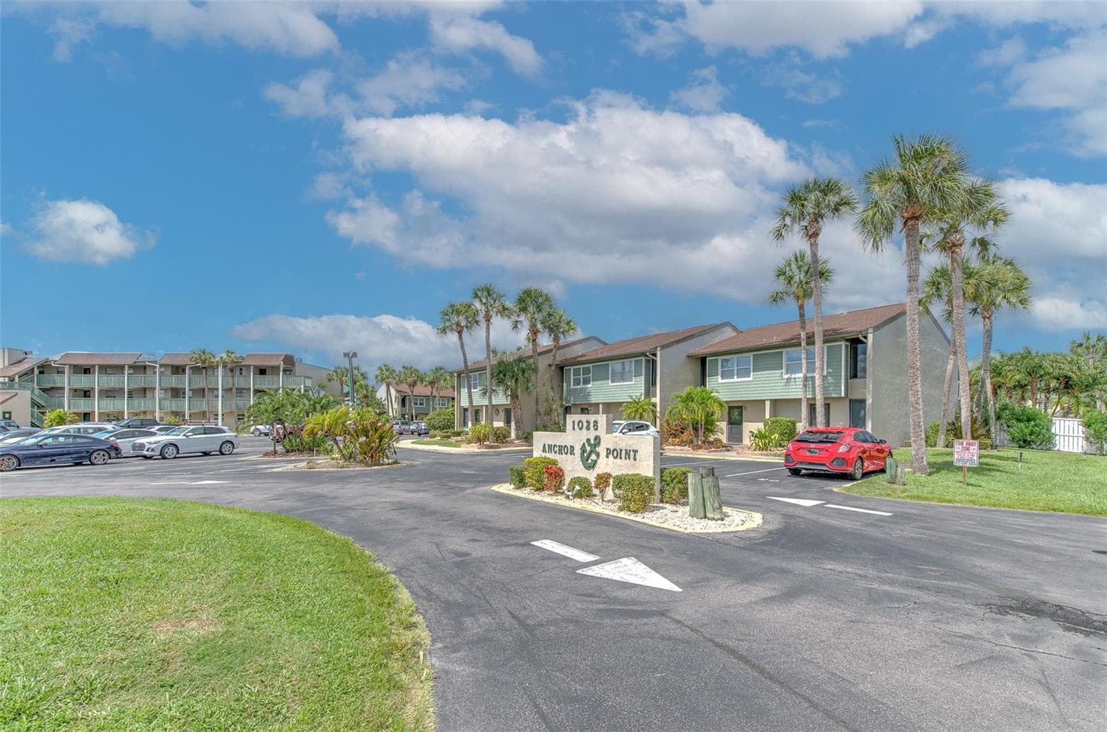 Condominium at 1028 APOLLO BEACH BLVD #4, APOLLO BEACH, photo 2 of 28