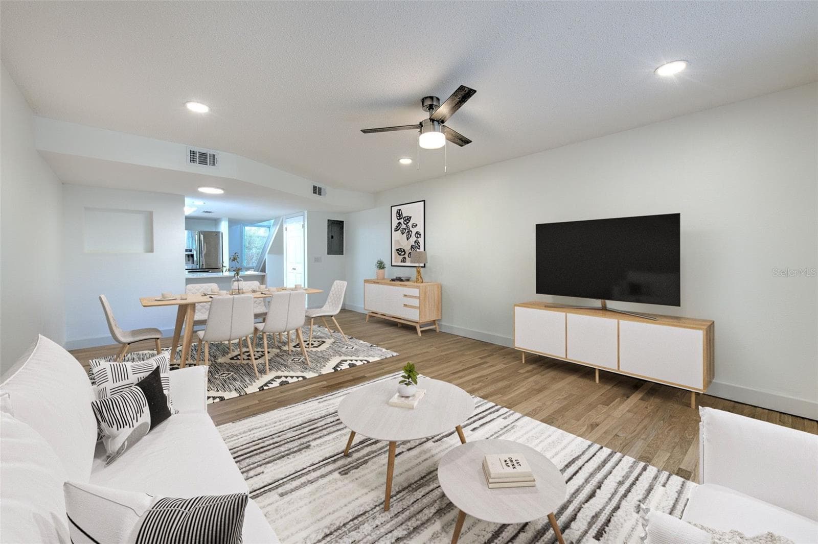 Condominium at 1028 APOLLO BEACH BLVD #4, APOLLO BEACH, photo 7 of 28