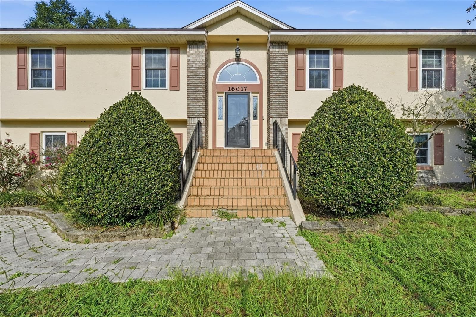 16017 HARBAR OAKS DR