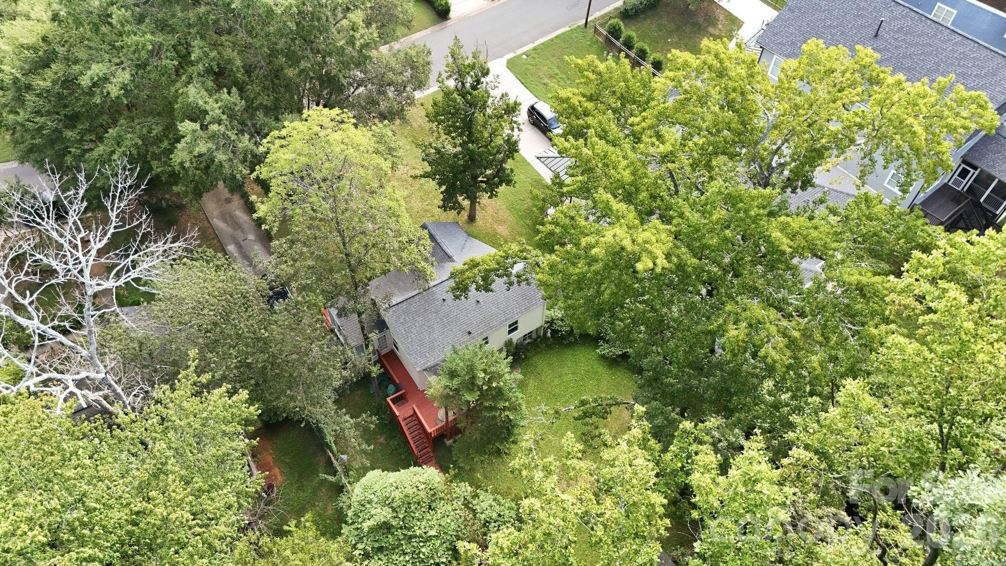Single Family Residence at 2316 Kingsbury Drive, Charlotte, photo 12 of 14