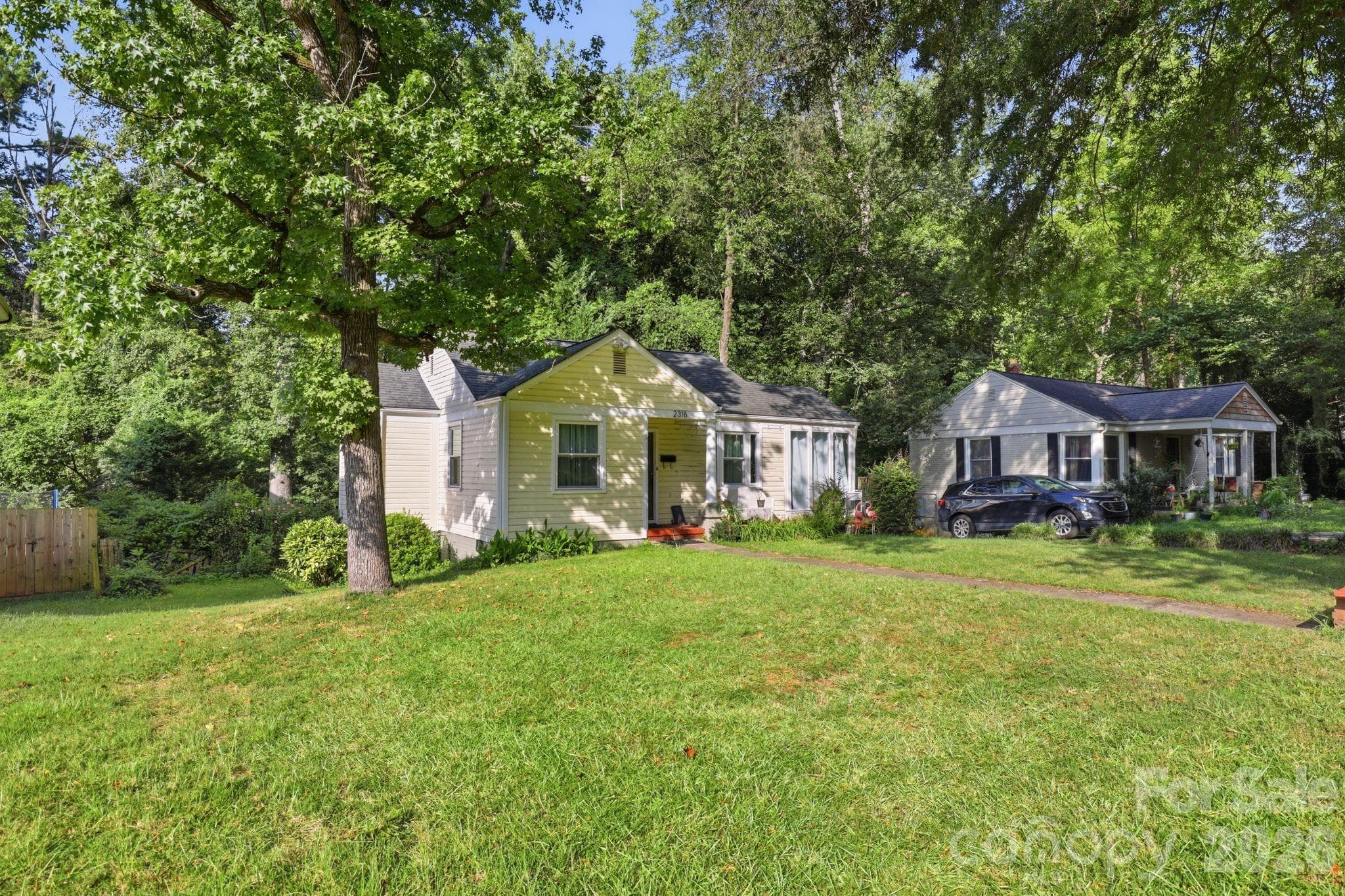 Lot at 2316 Kingsbury Drive, Charlotte, photo 3 of 14