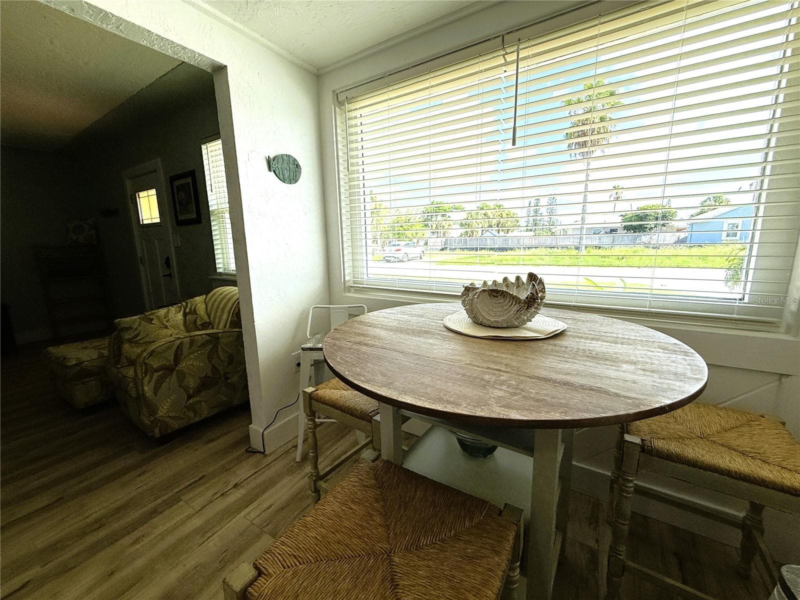 Dining Area - 421 VIRGINIA AVE, MADEIRA BEACH