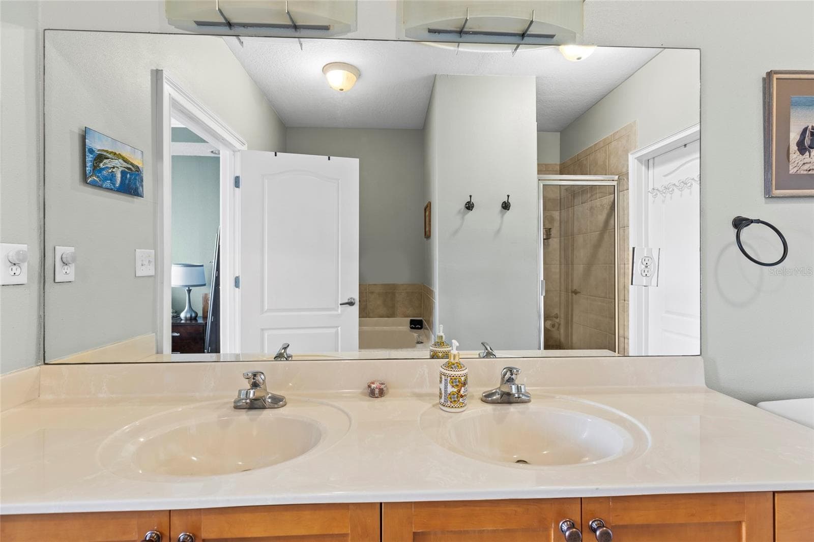 Townhouse at 6319 SUNSET BAY CIR, APOLLO BEACH, photo 17 of 49