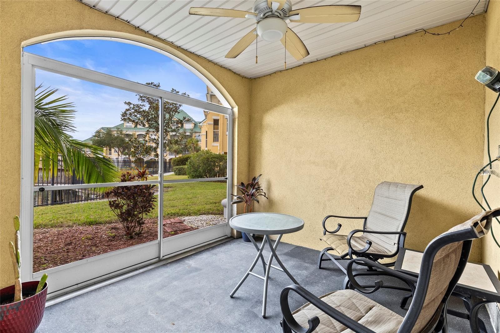 Townhouse at 6319 SUNSET BAY CIR, APOLLO BEACH, photo 39 of 49