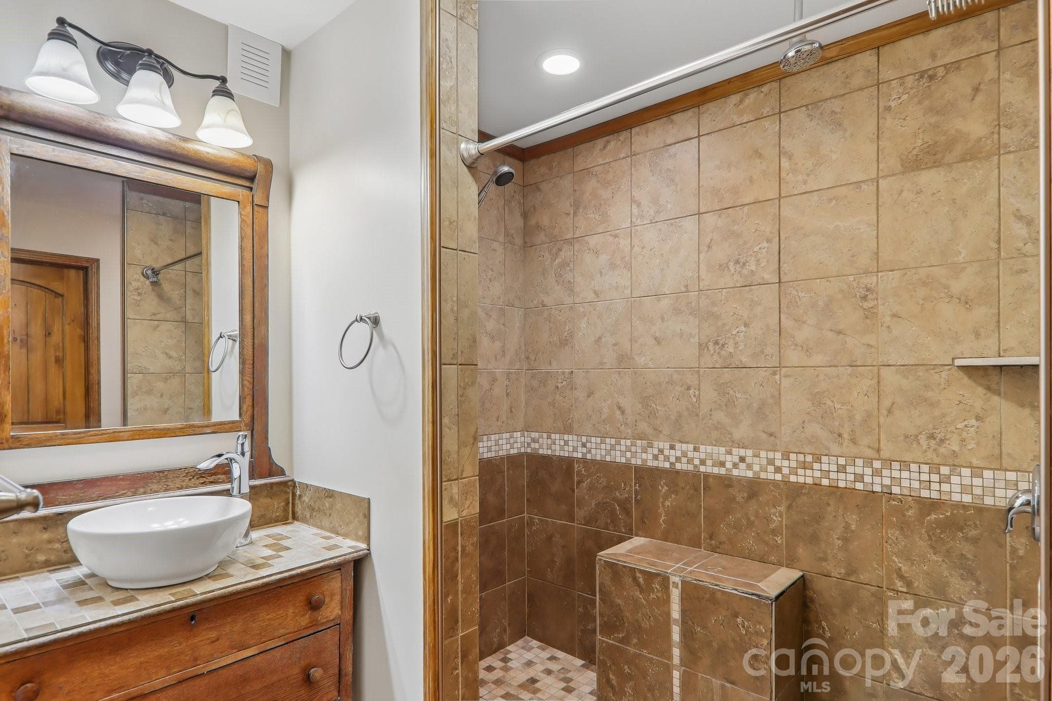 Downstairs Full Bathroom - 1414 Kanuga Road, Hendersonville