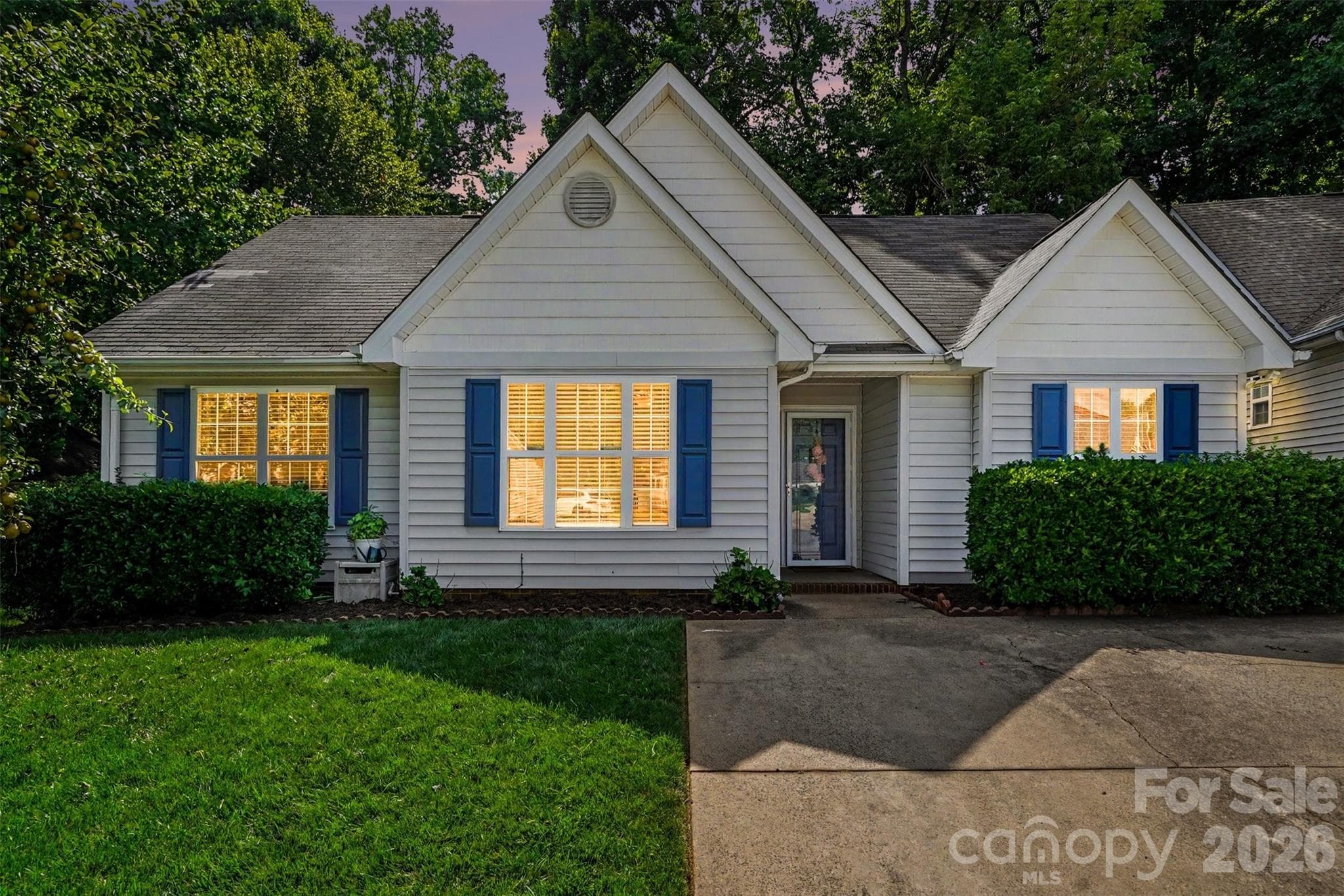 Single Family Residence at 5906 Meadow Hill Drive, Charlotte, photo 32 of 32