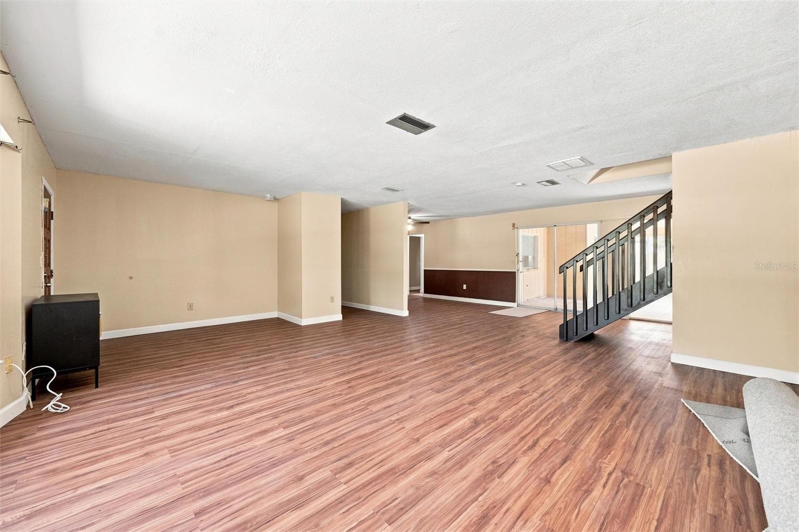 Single Family Residence at 352 LAKE RD, VENICE, photo 11 of 55