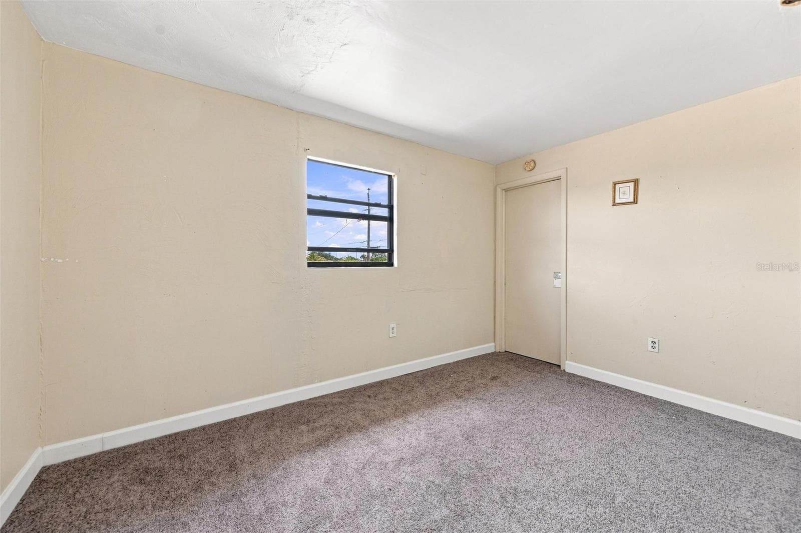 Single Family Residence at 352 LAKE RD, VENICE, photo 39 of 55