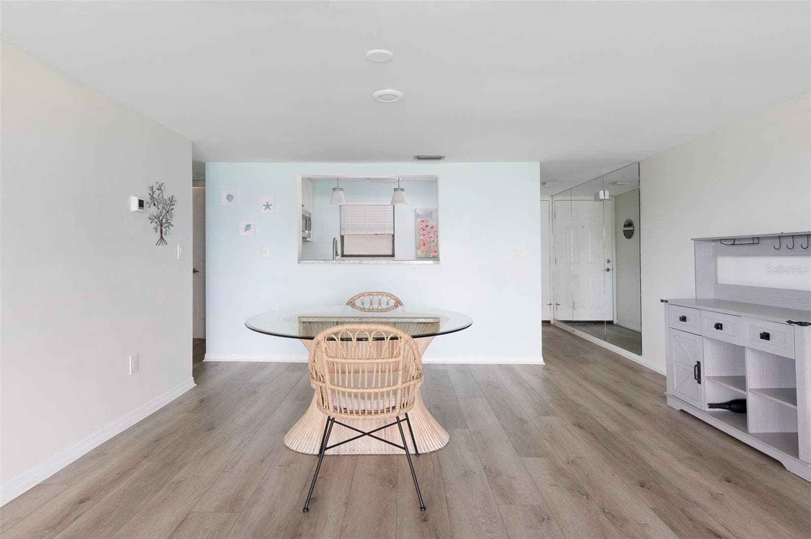 Dining / Living Room - 7903 SAILBOAT KEY BLVD S #102, SOUTH PASADENA
