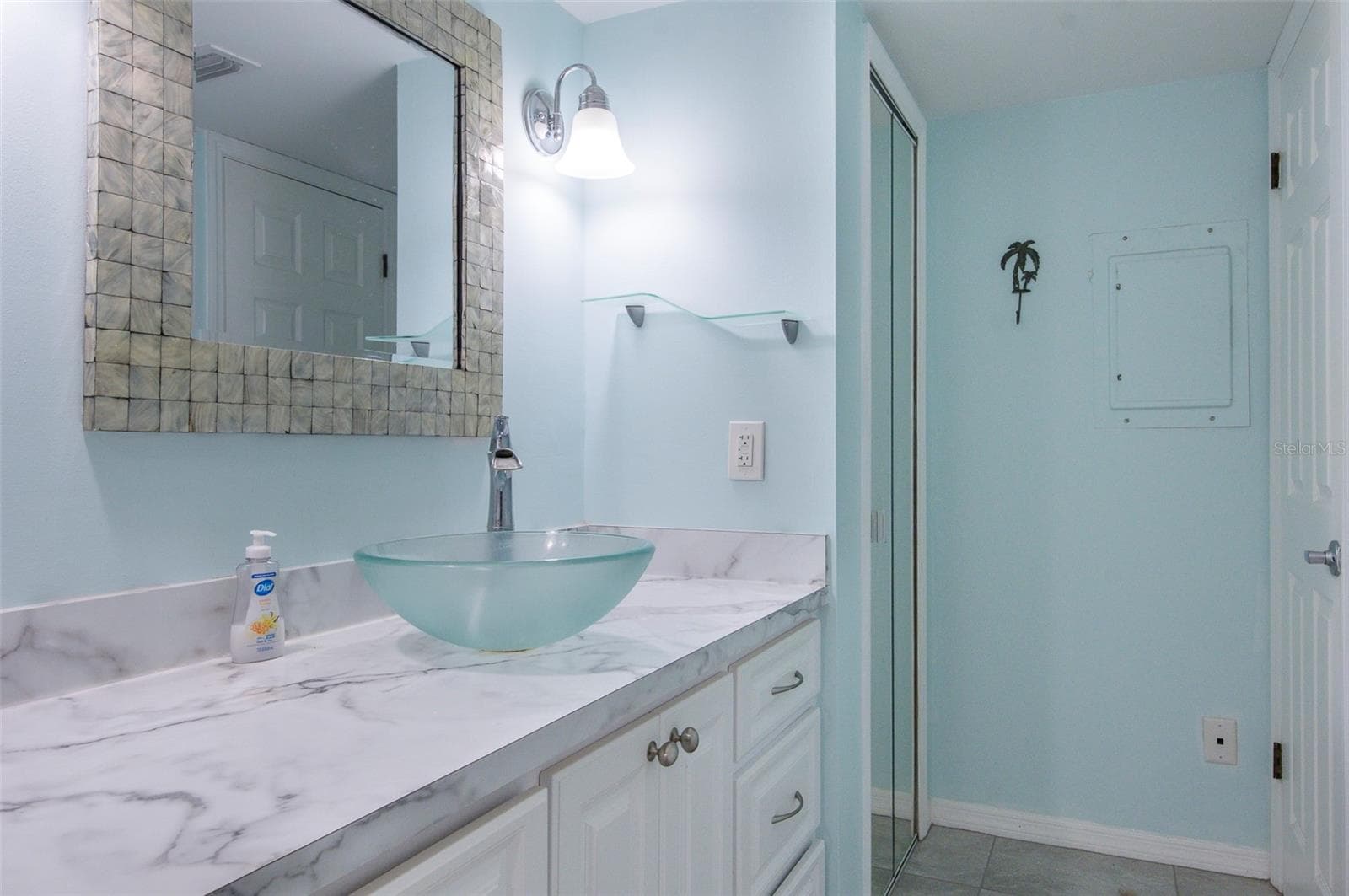 Bathroom - 7903 SAILBOAT KEY BLVD S #102, SOUTH PASADENA