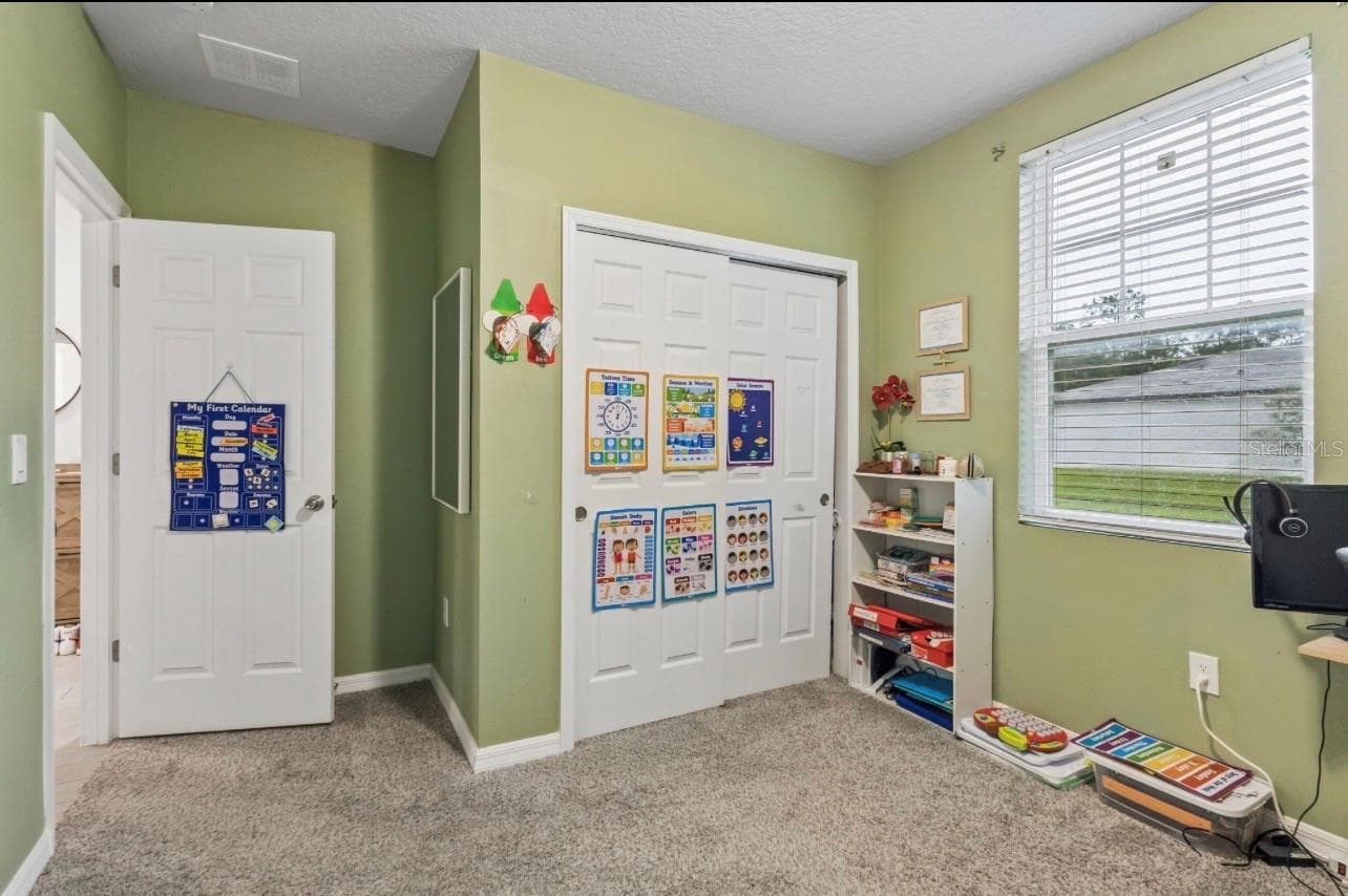 Single Family Residence at 504 VISTA VILLAGES BLVD, DAVENPORT, photo 12 of 19