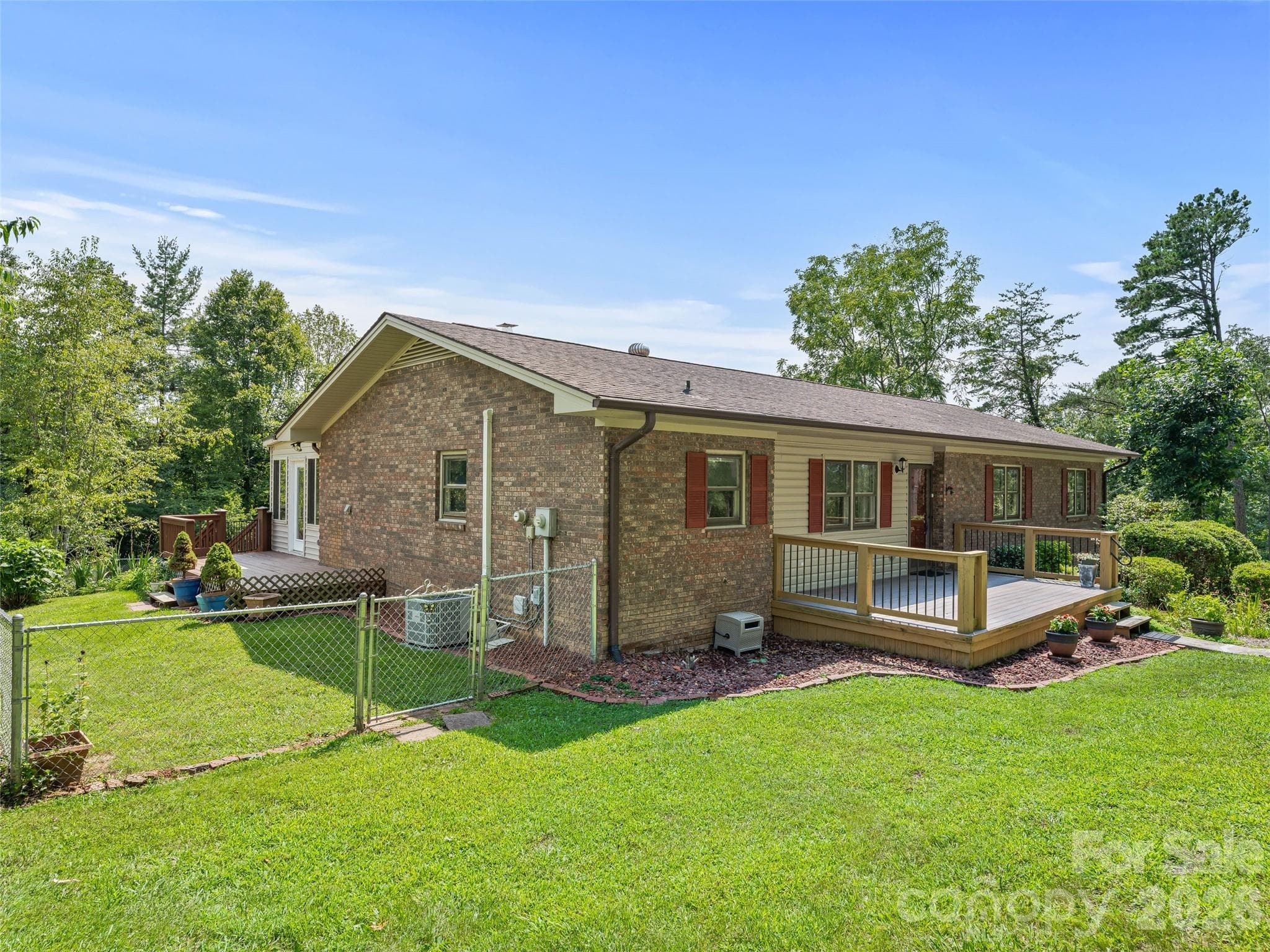 Single Family Residence at 38 Chadwick Wade Drive, Asheville, photo 3 of 48