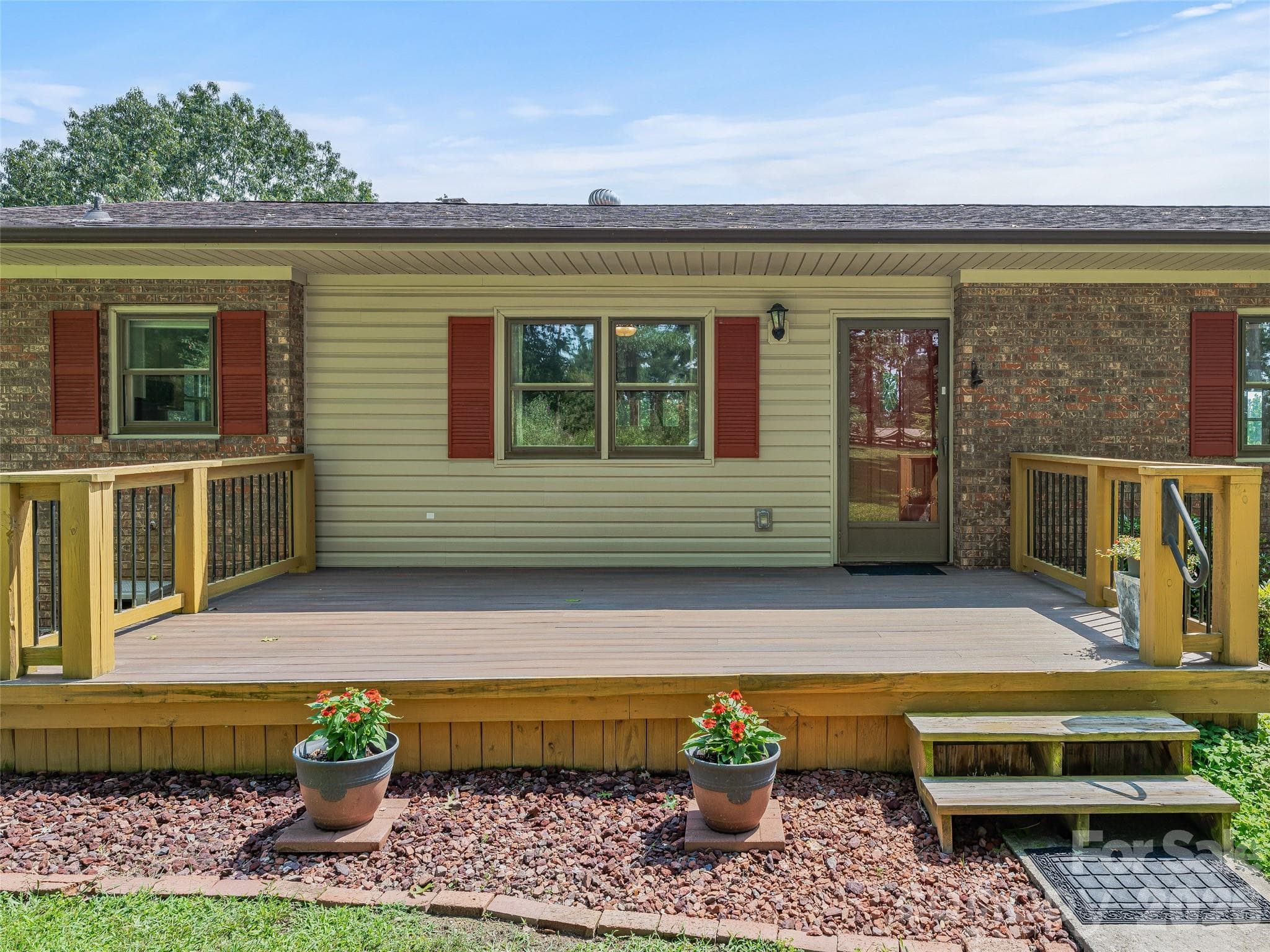 Single Family Residence at 38 Chadwick Wade Drive, Asheville, photo 4 of 48