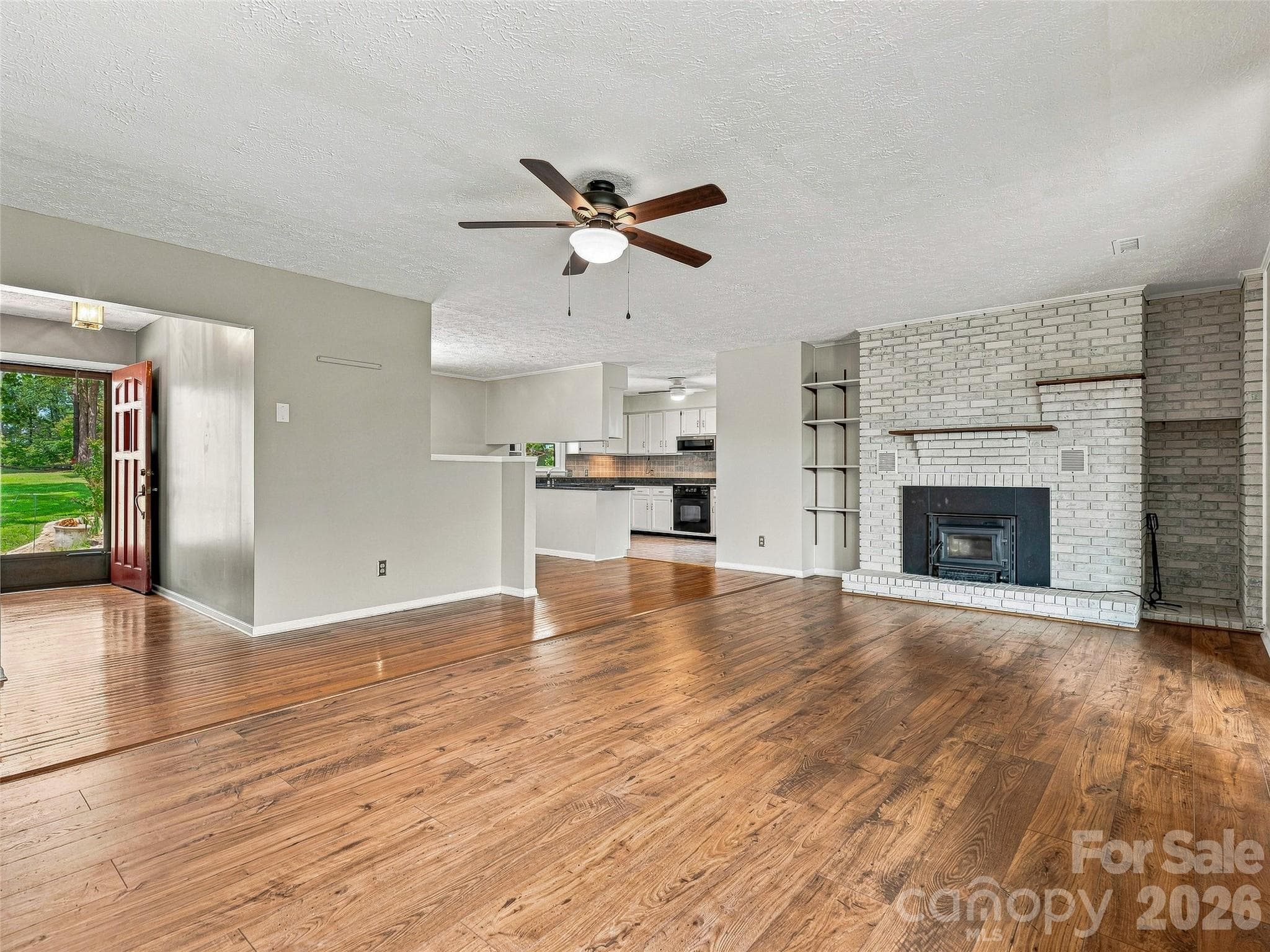 Single Family Residence at 38 Chadwick Wade Drive, Asheville, photo 6 of 48