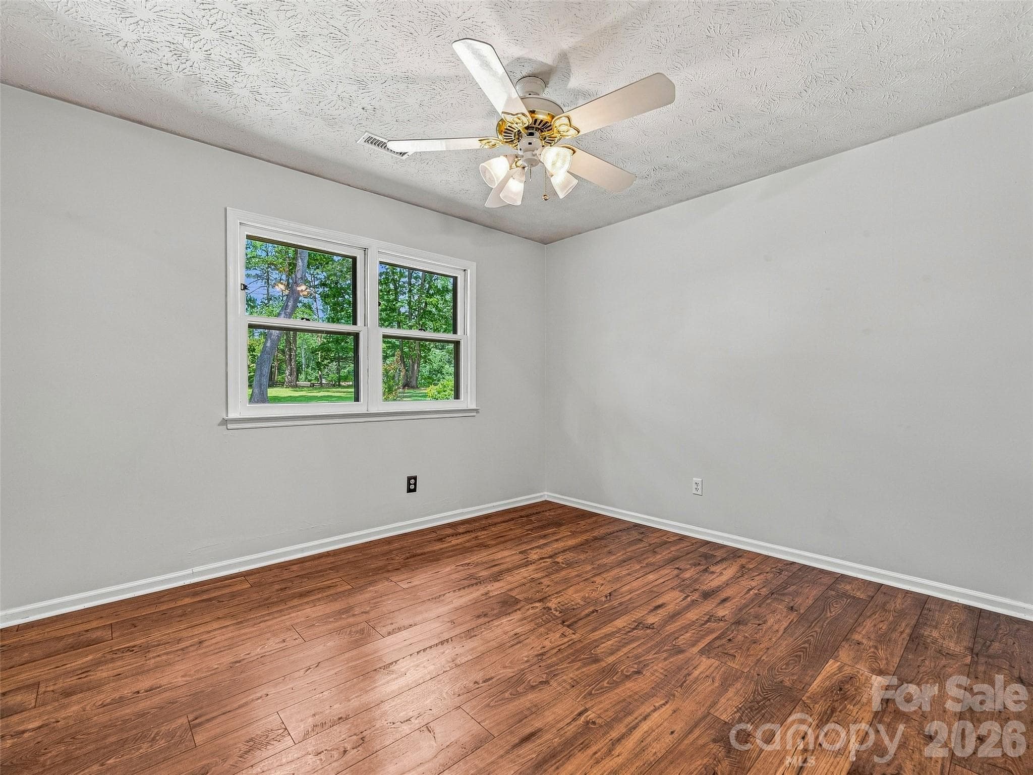 Single Family Residence at 38 Chadwick Wade Drive, Asheville, photo 21 of 48