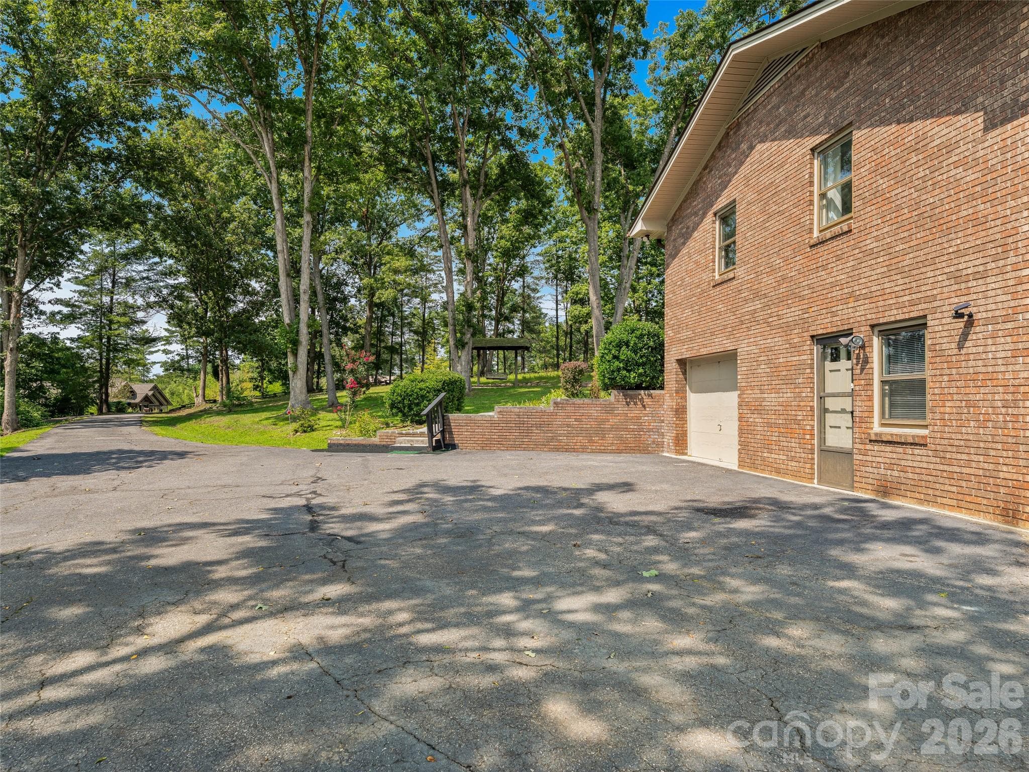 Single Family Residence at 38 Chadwick Wade Drive, Asheville, photo 42 of 48