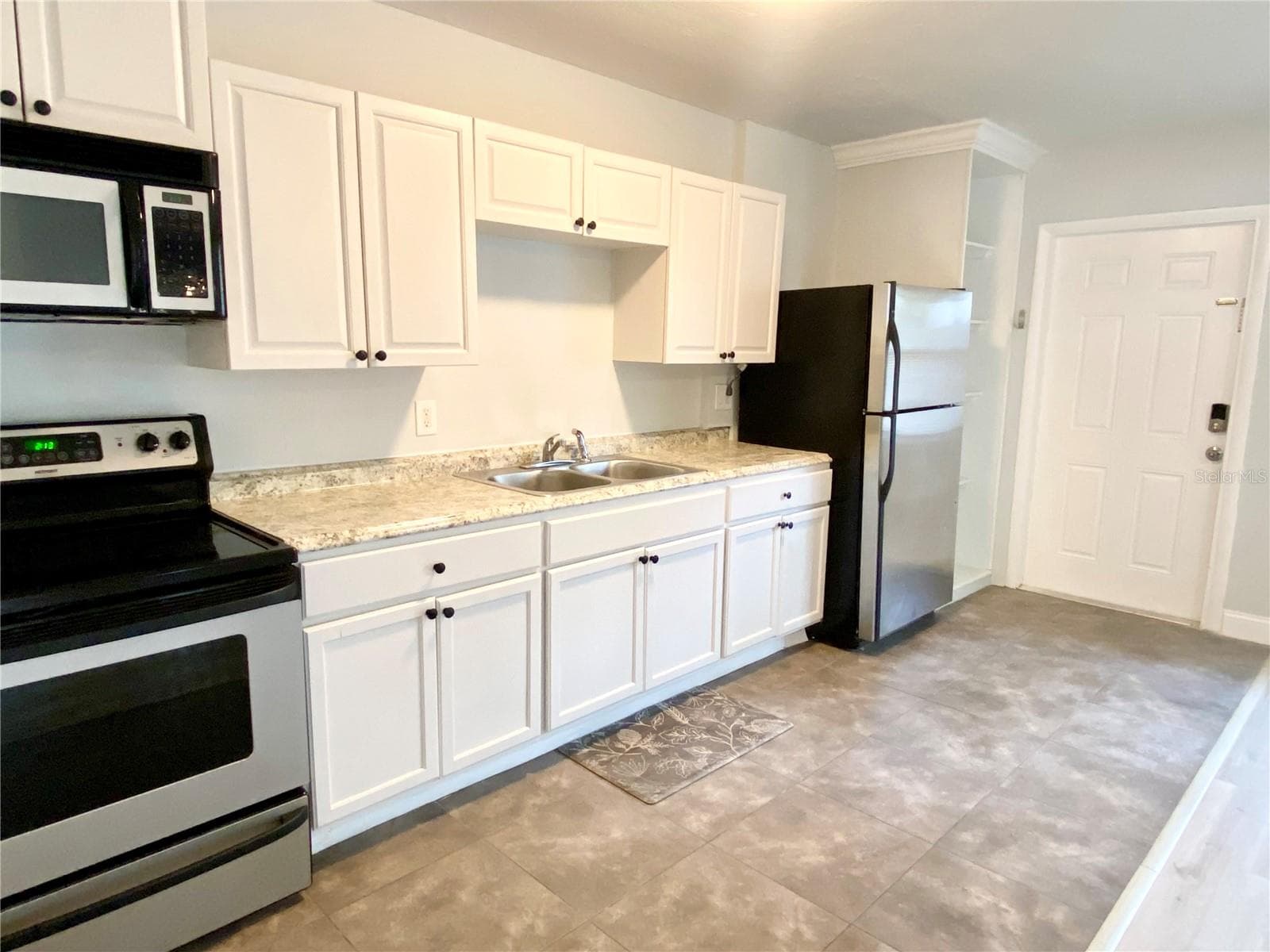 Duplex at 2343 8TH ST S, ST PETERSBURG, photo 11 of 21