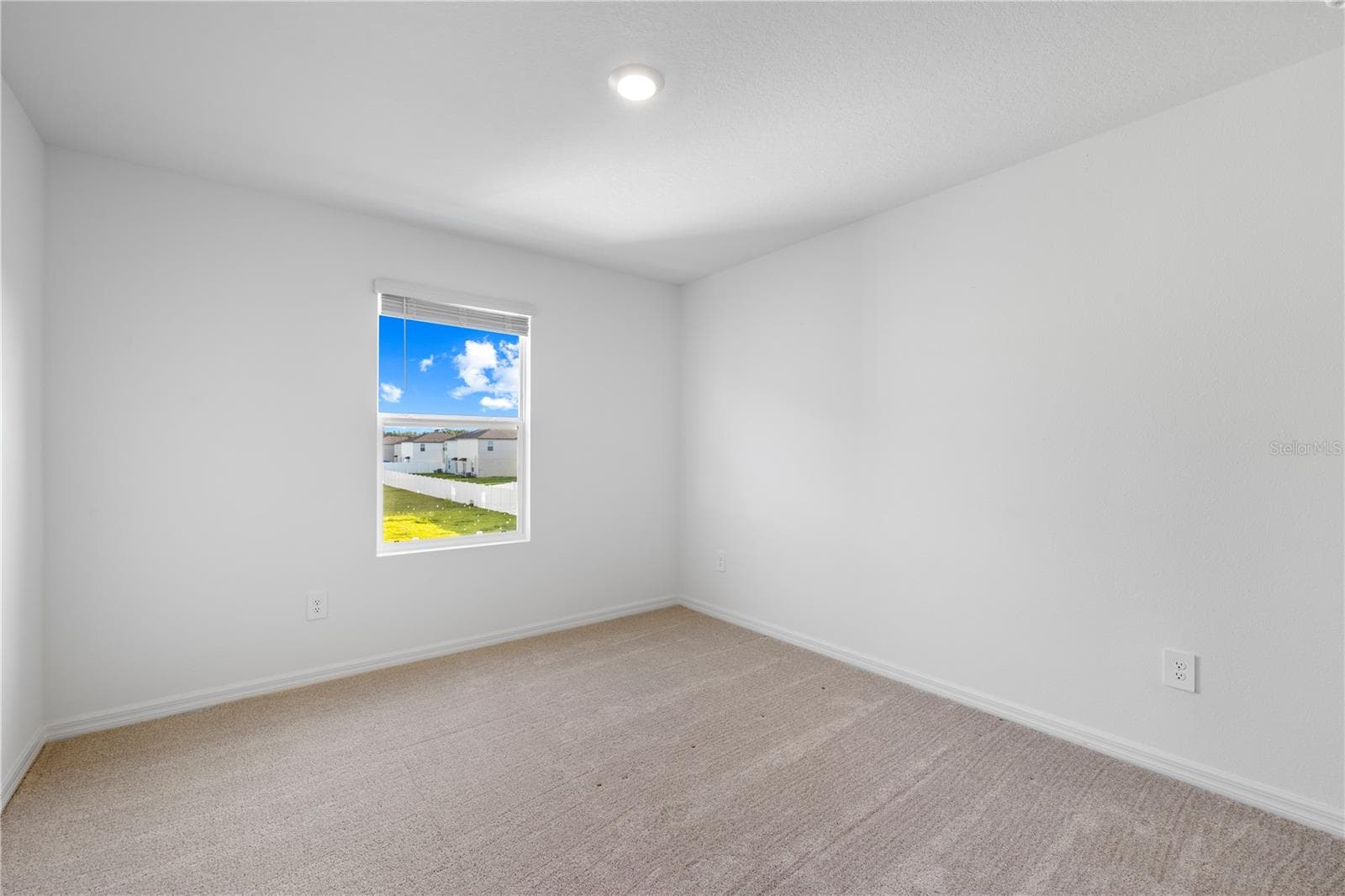 Single Family Residence at 629 BALD CYPRESS DR, LAKELAND, photo 17 of 28