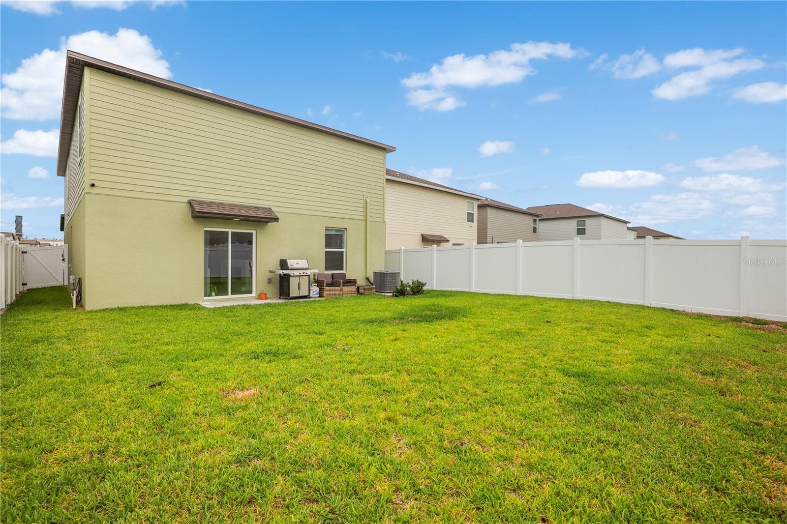 Backyard - 629 BALD CYPRESS DR, LAKELAND