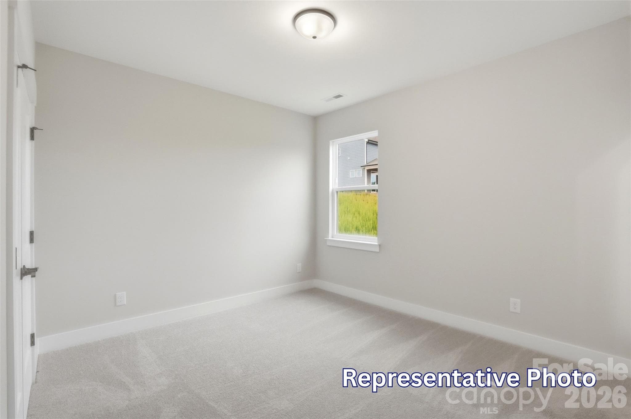 Guest Suite - 5213 Devonshire Road, Denver