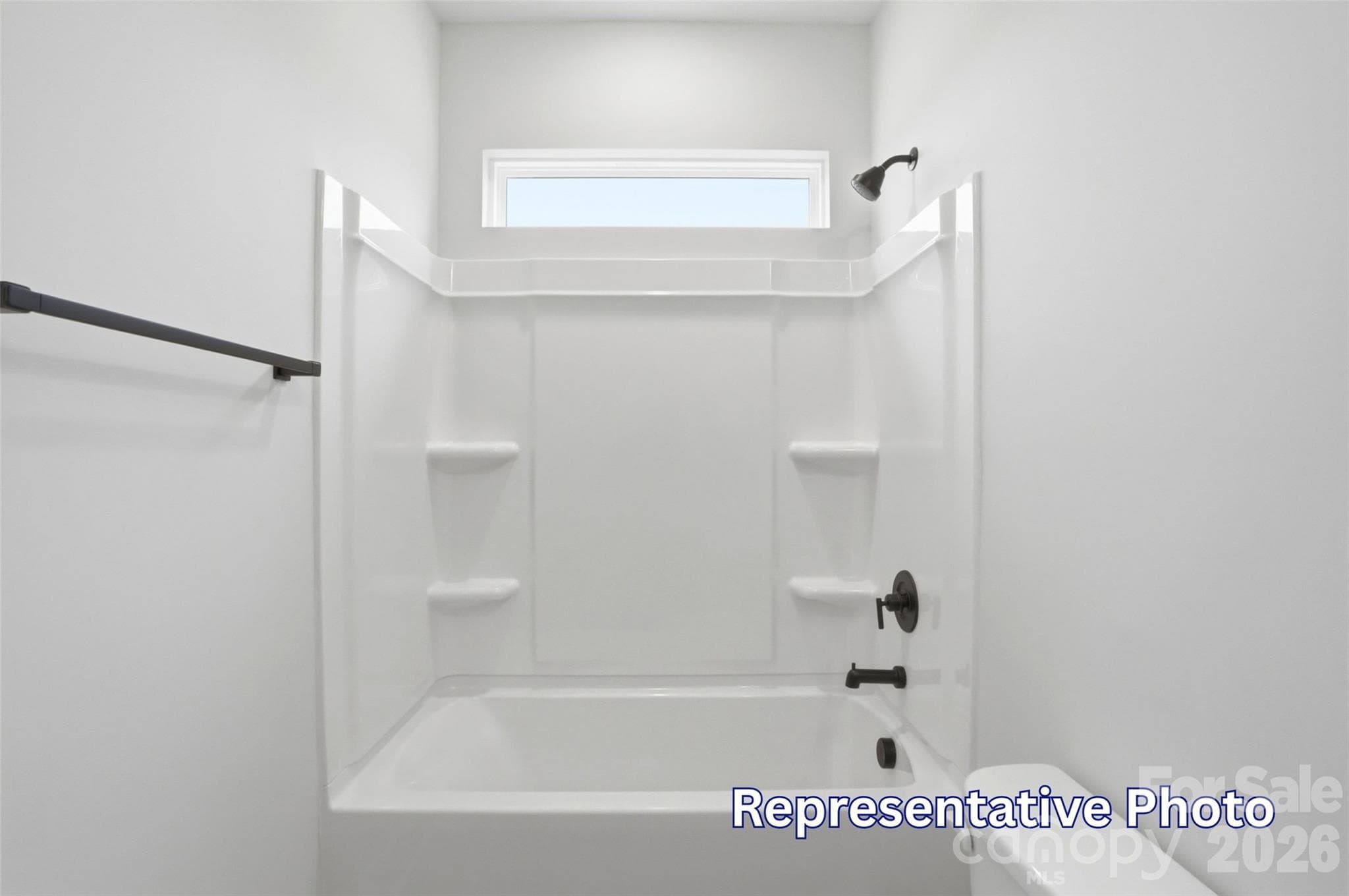 Bath 2 - 5213 Devonshire Road, Denver